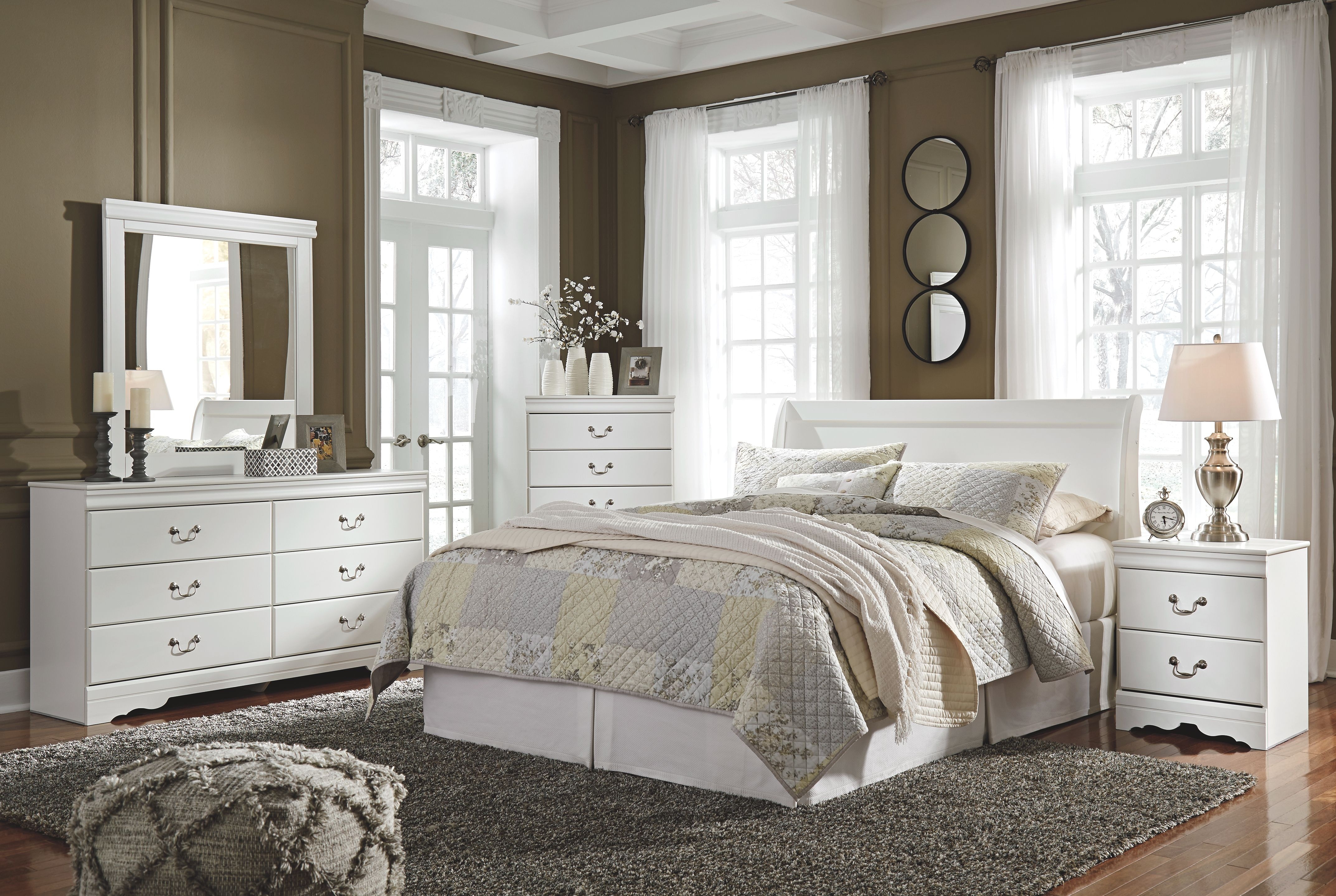 Signature Design by Ashley Bedroom 5-Piece Bedroom Package