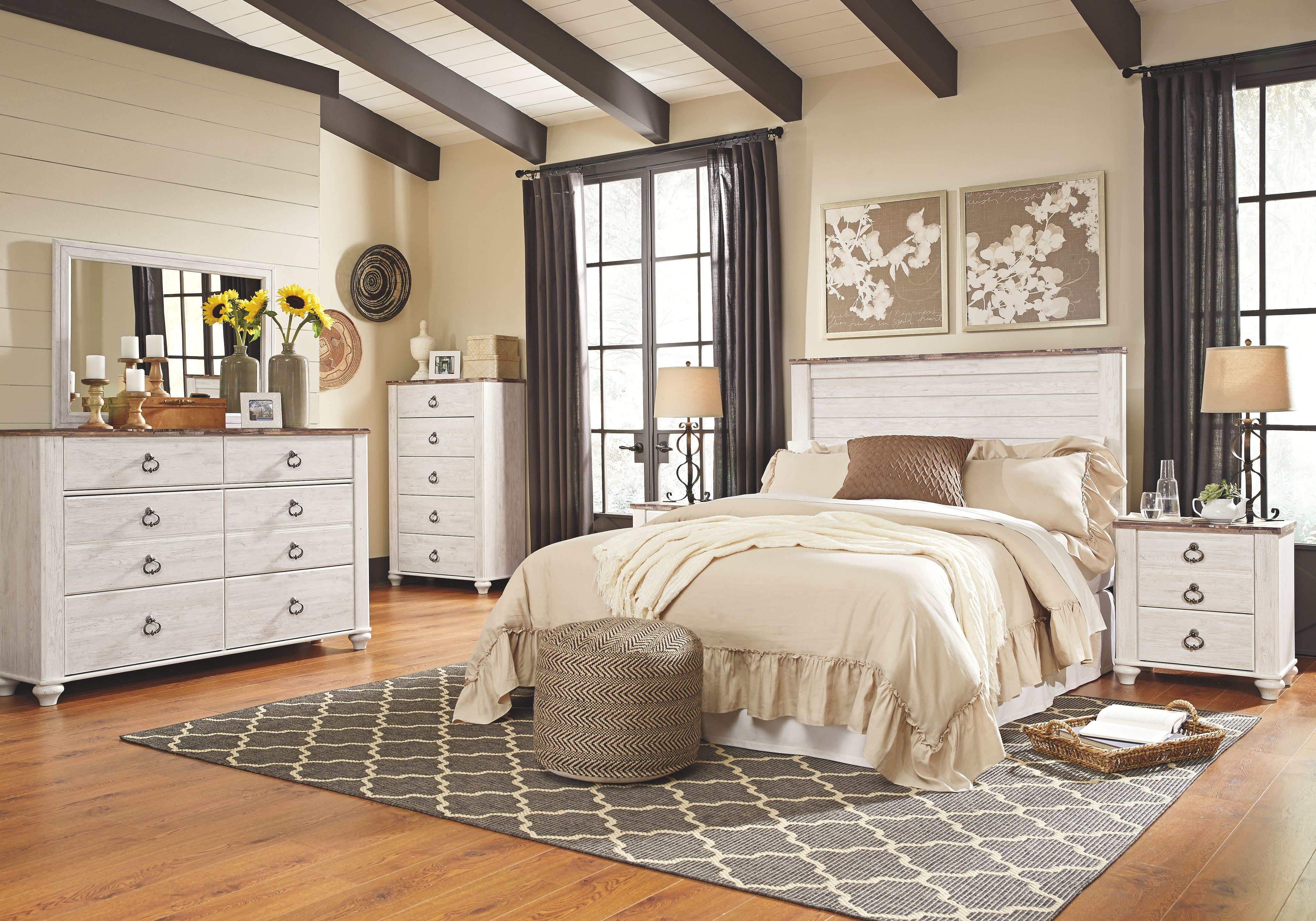 Signature Design By Ashley Bedroom Willowton Chest Of Drawers B267-46 ...