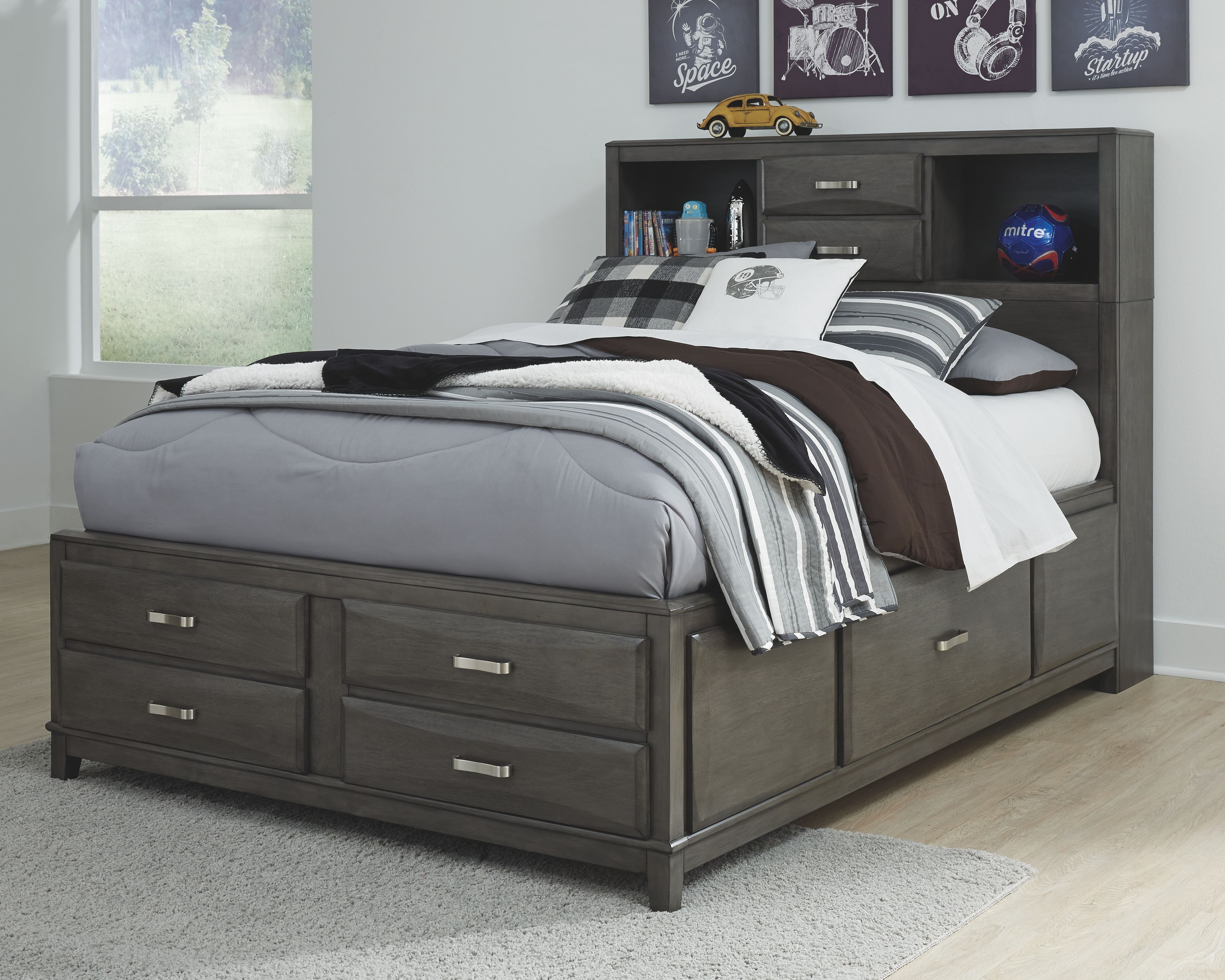 Ashley Caitbrook Caitbrook Full Storage Bed with 7 Drawers B476B4