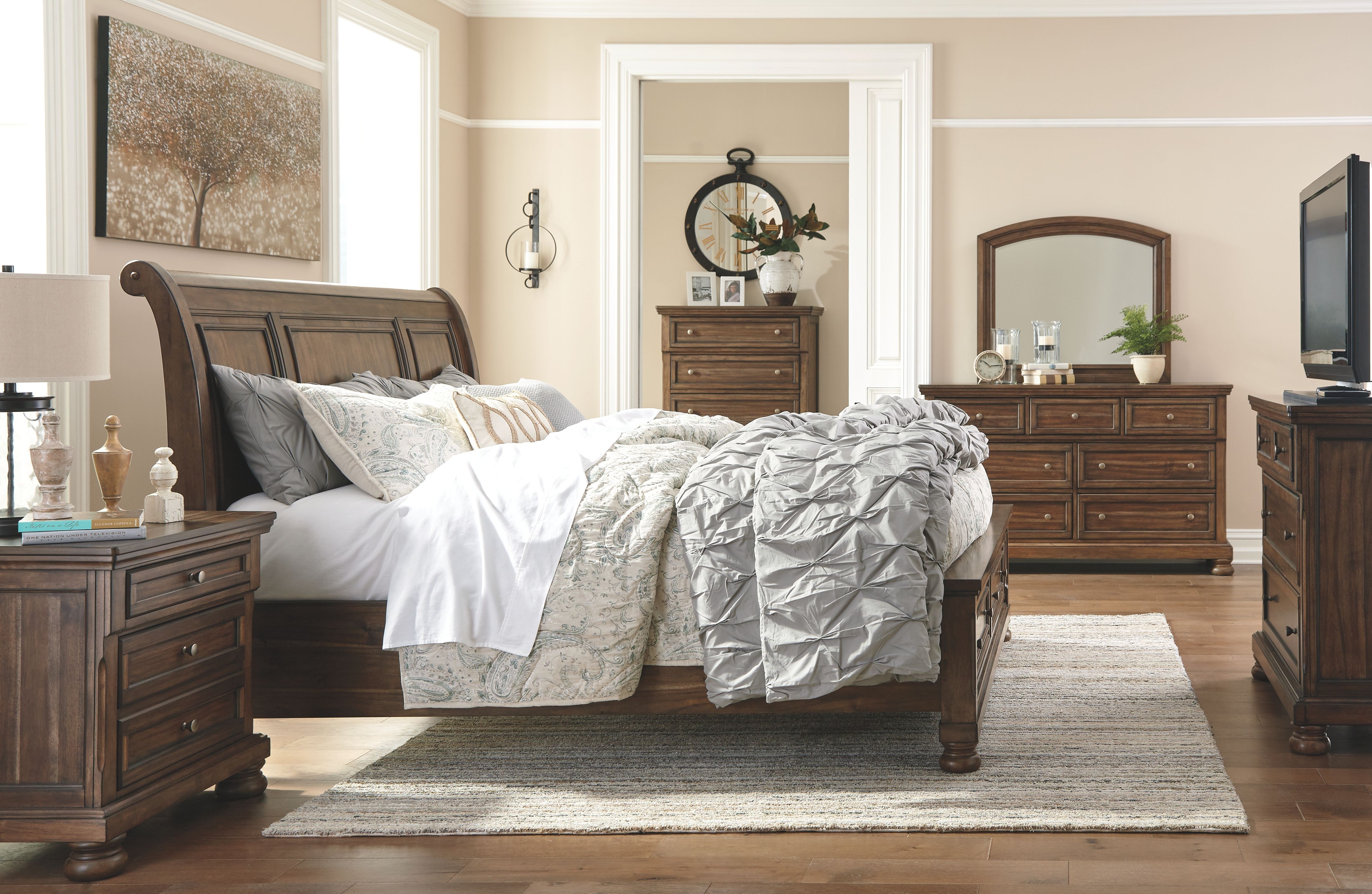 Signature Design By Ashley Bedroom Flynnter Dresser B719-31 - The ...