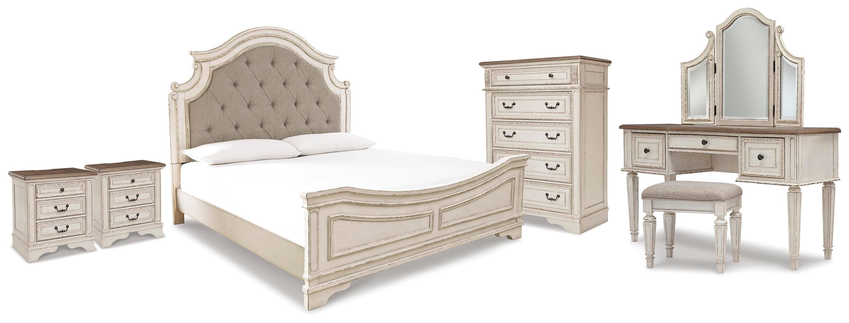  Realyn King Panel Bed, Vanity, Chest and 2 Nightstands 