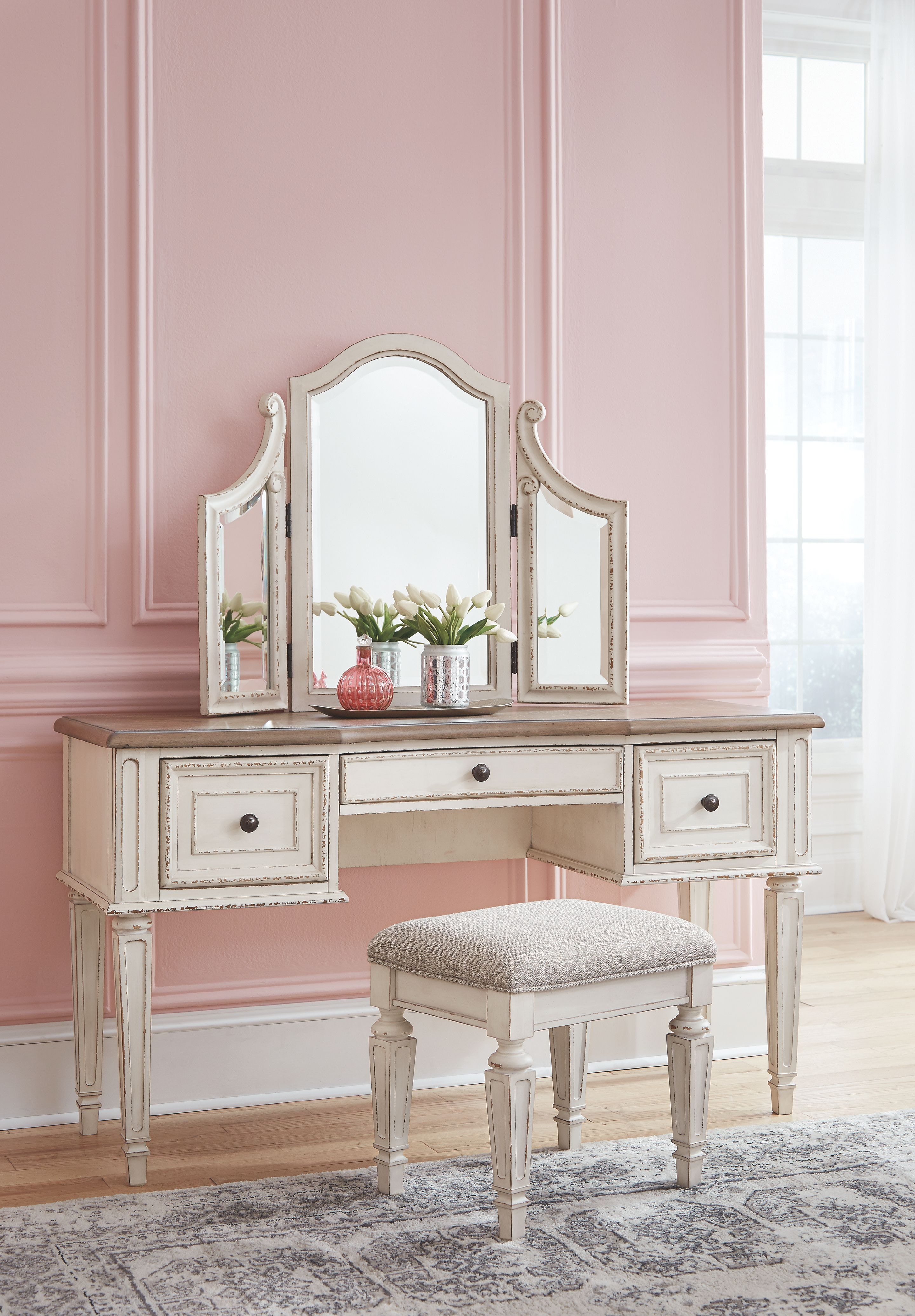 Signature Design by Ashley Bedroom Realyn Vanity and Mirror with
