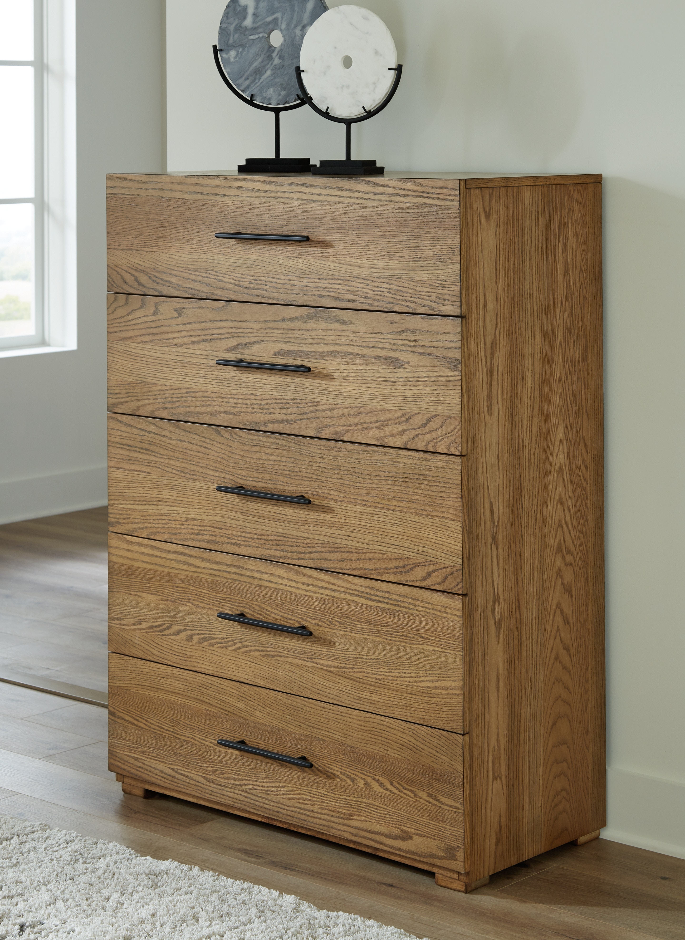 Ashley Dakmore Dakmore Chest of Drawers B783-46 - Portland, OR