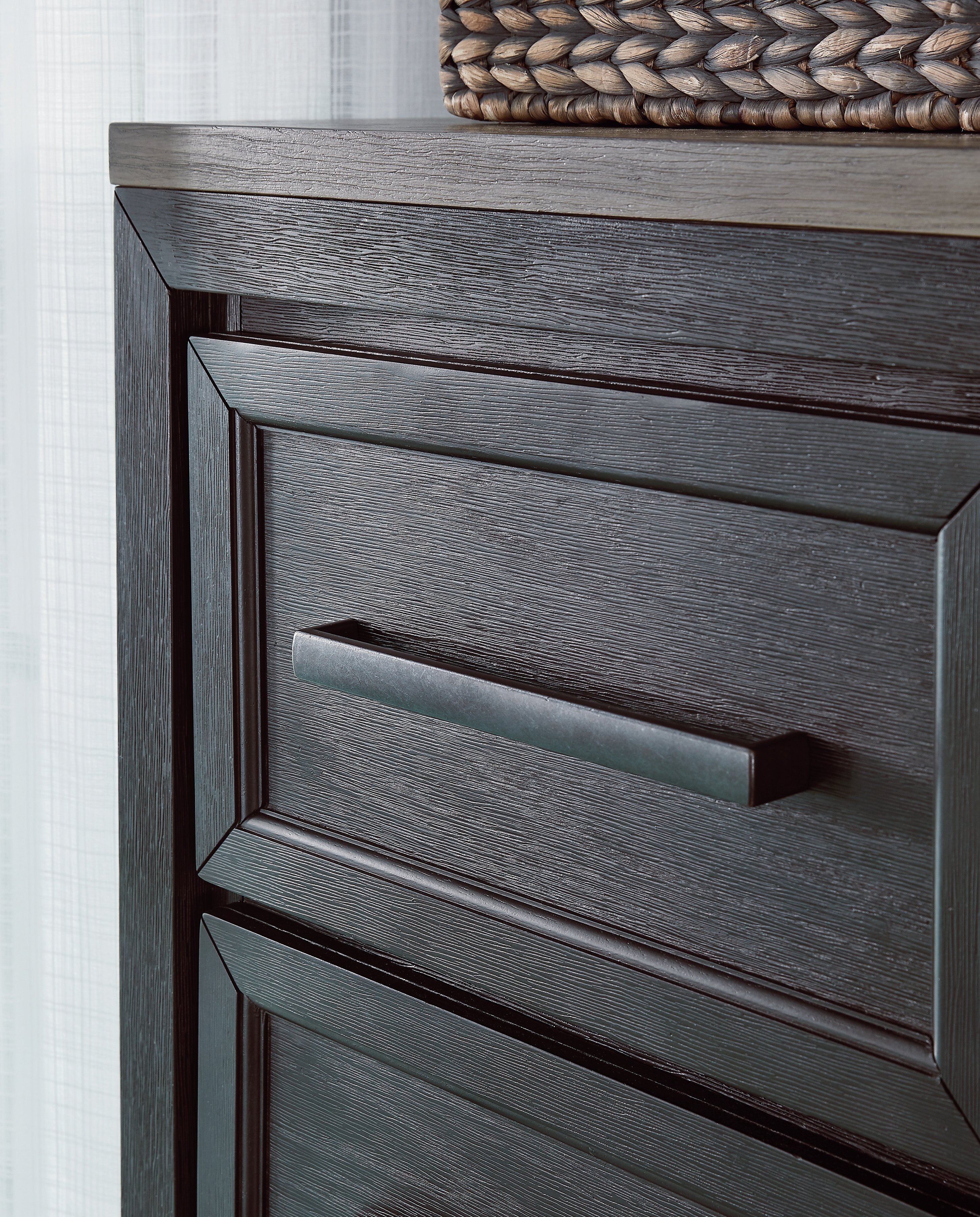 Signature Design by Ashley Bedroom Foyland Door Chest B989-48 - Smith ...