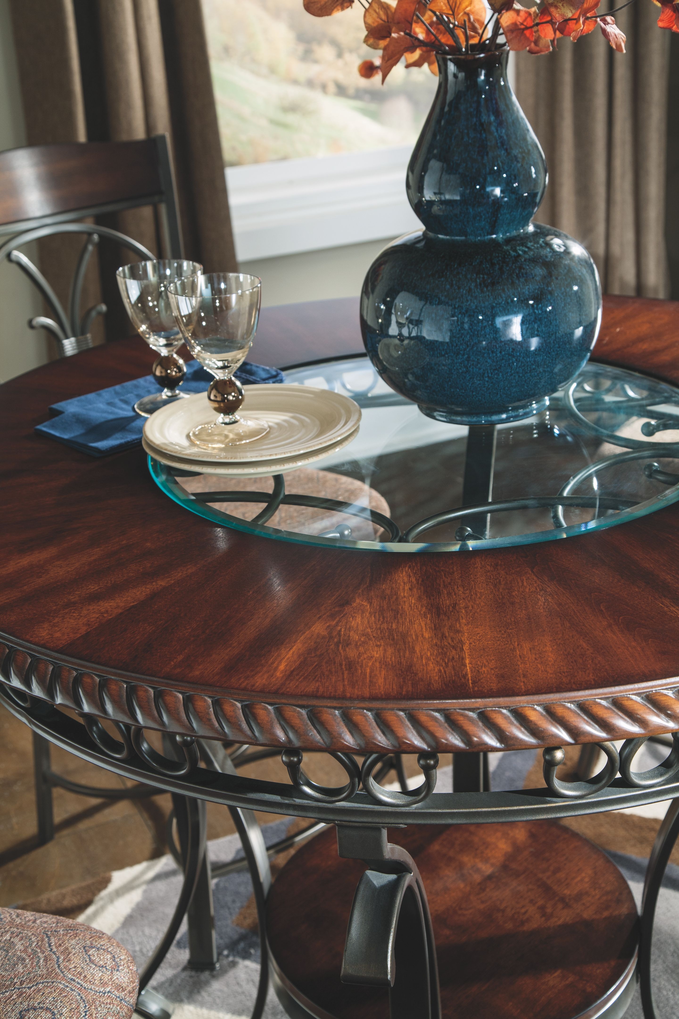 ashley glambrey dining table