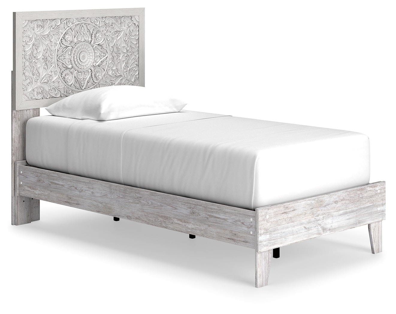 Ashley paxberry store bed