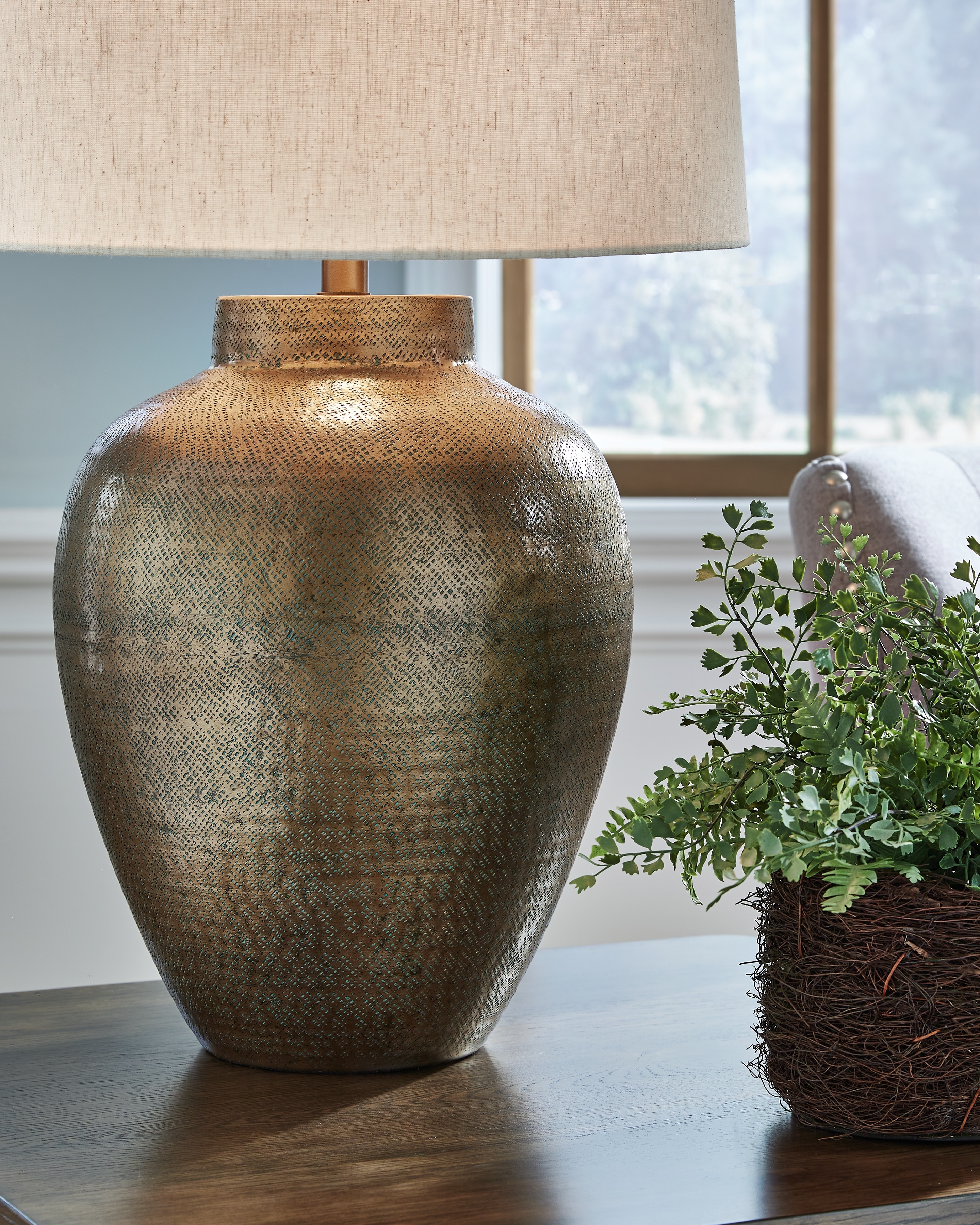 Signature Design by Ashley Table and Floor Lamps Madney Table Lamp