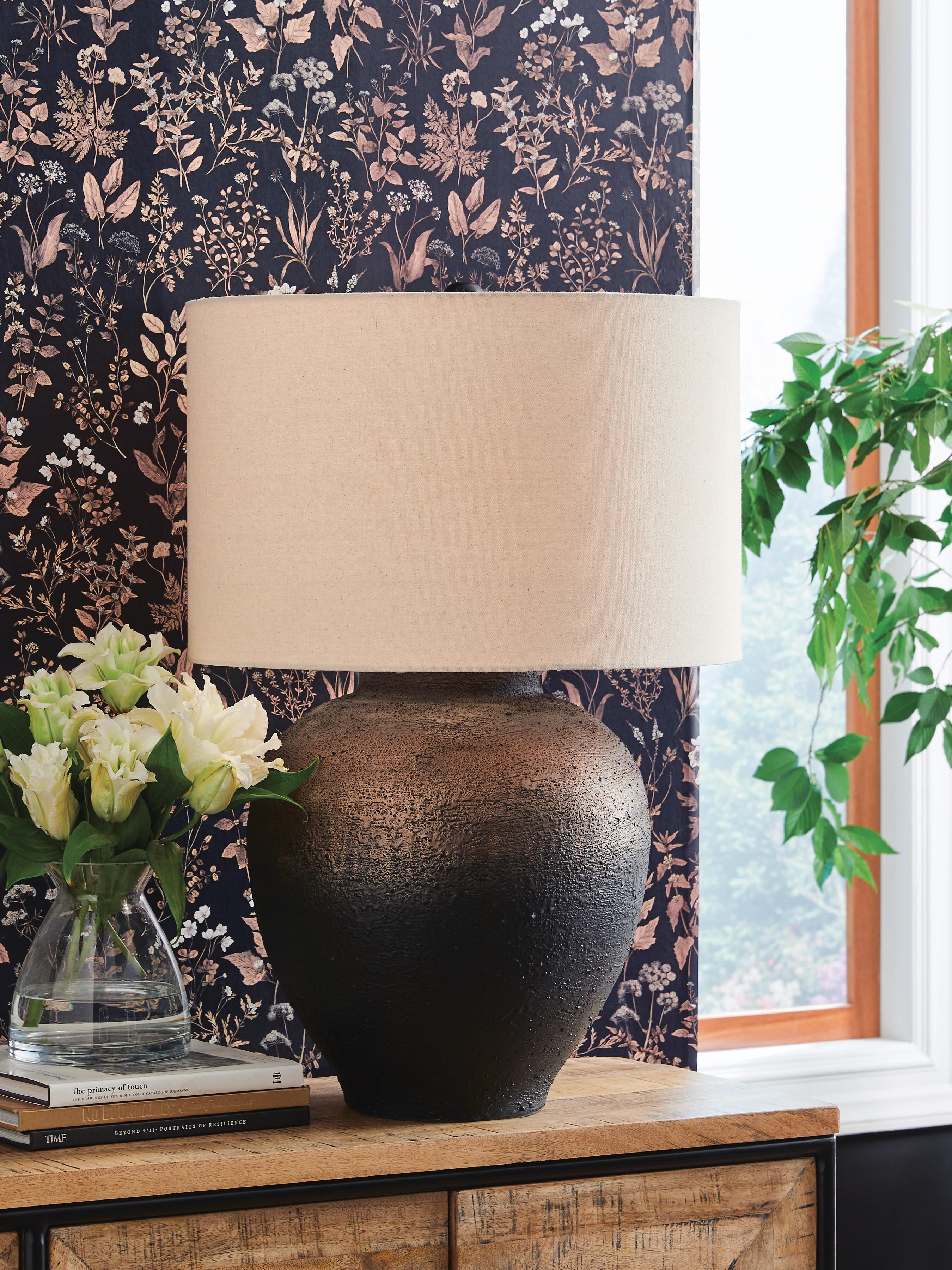 【レア4枚セット】Lamp Signature Design by Ashley Table and Floor Lamps Newgerhard Table