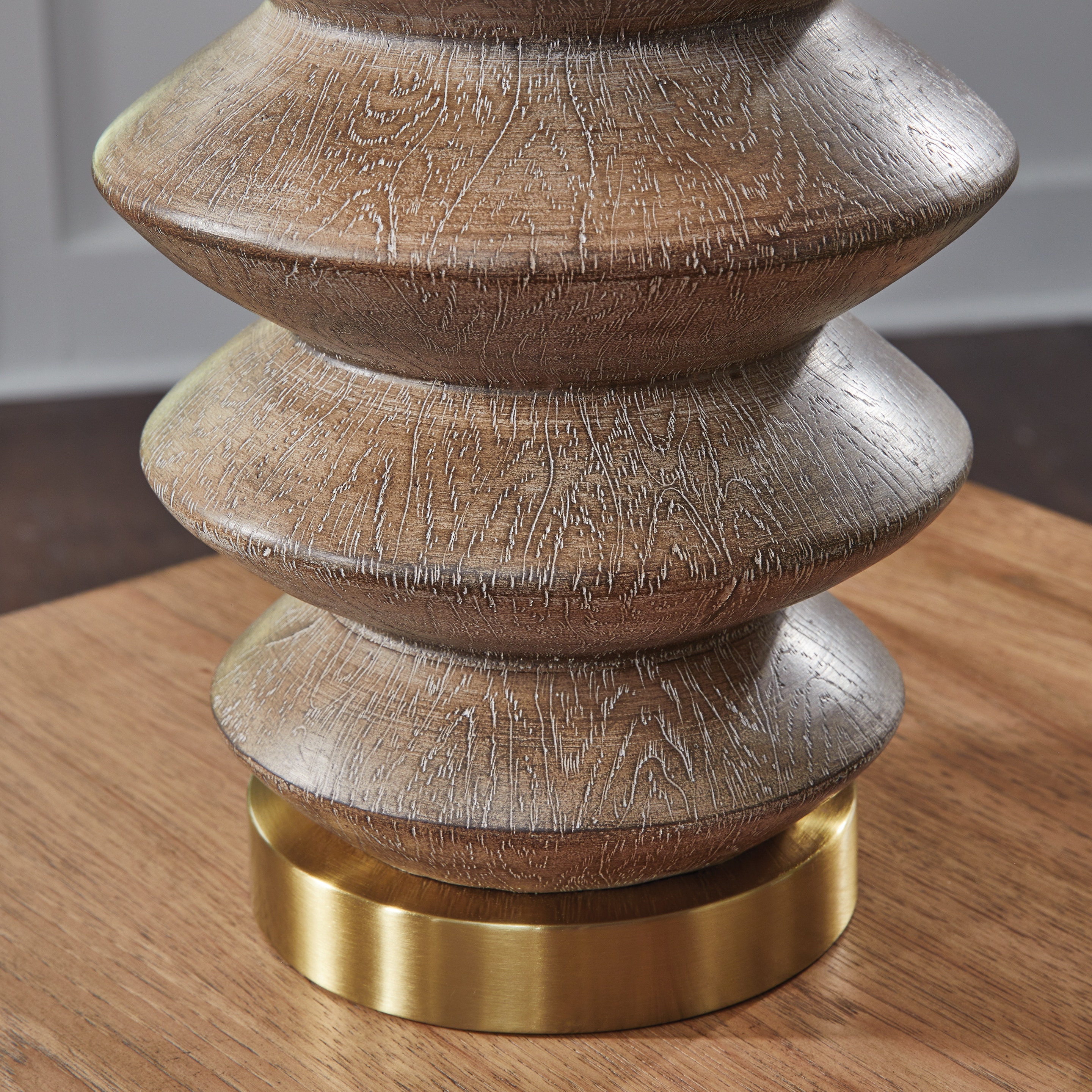 アンモライト Signature Design by Ashley Table and Floor Lamps Newgerhard Table