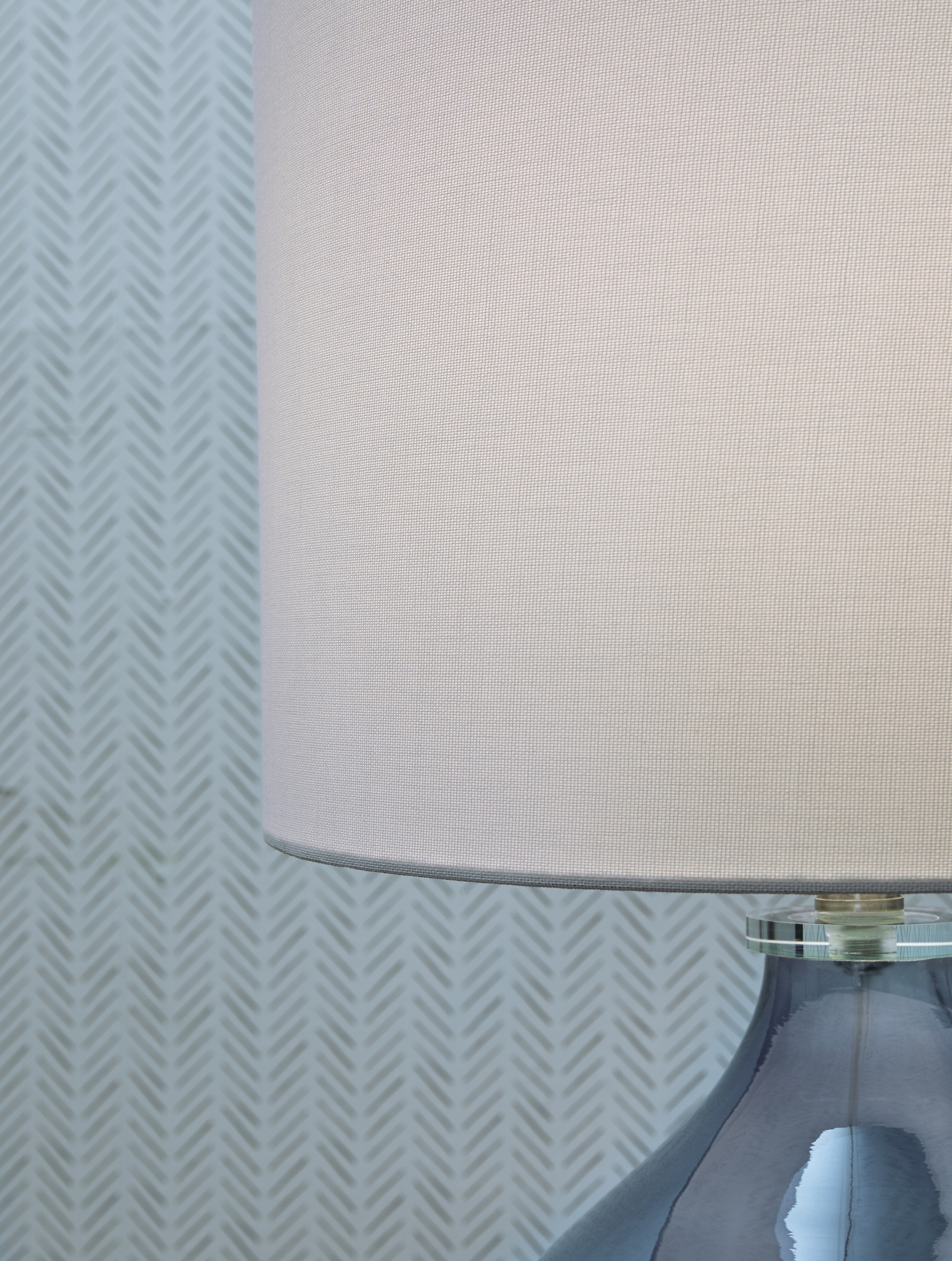 Signature Design by Ashley Table and Floor Lamps Lemmitt Table Lamp