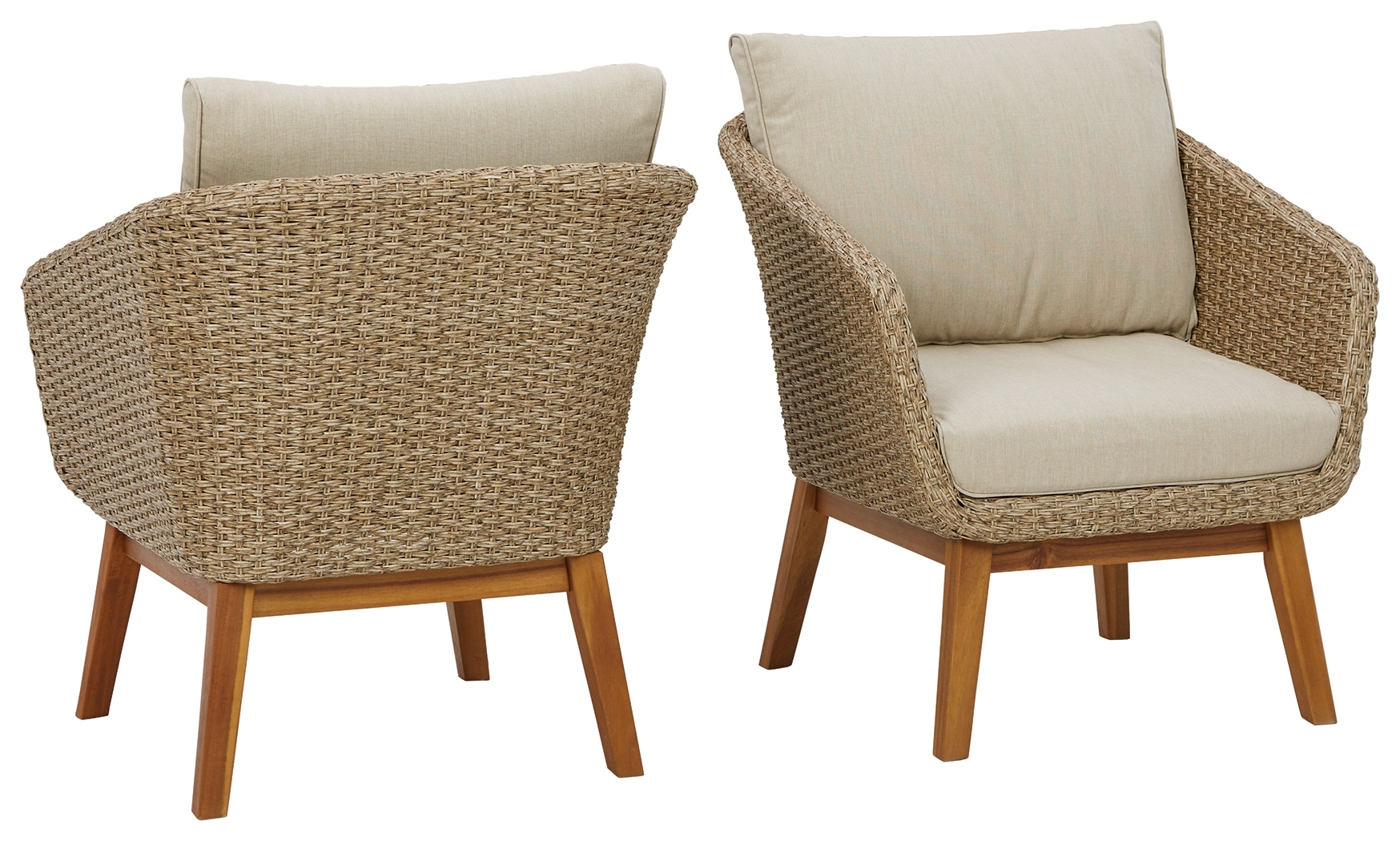 2 outdoor lounge chairs