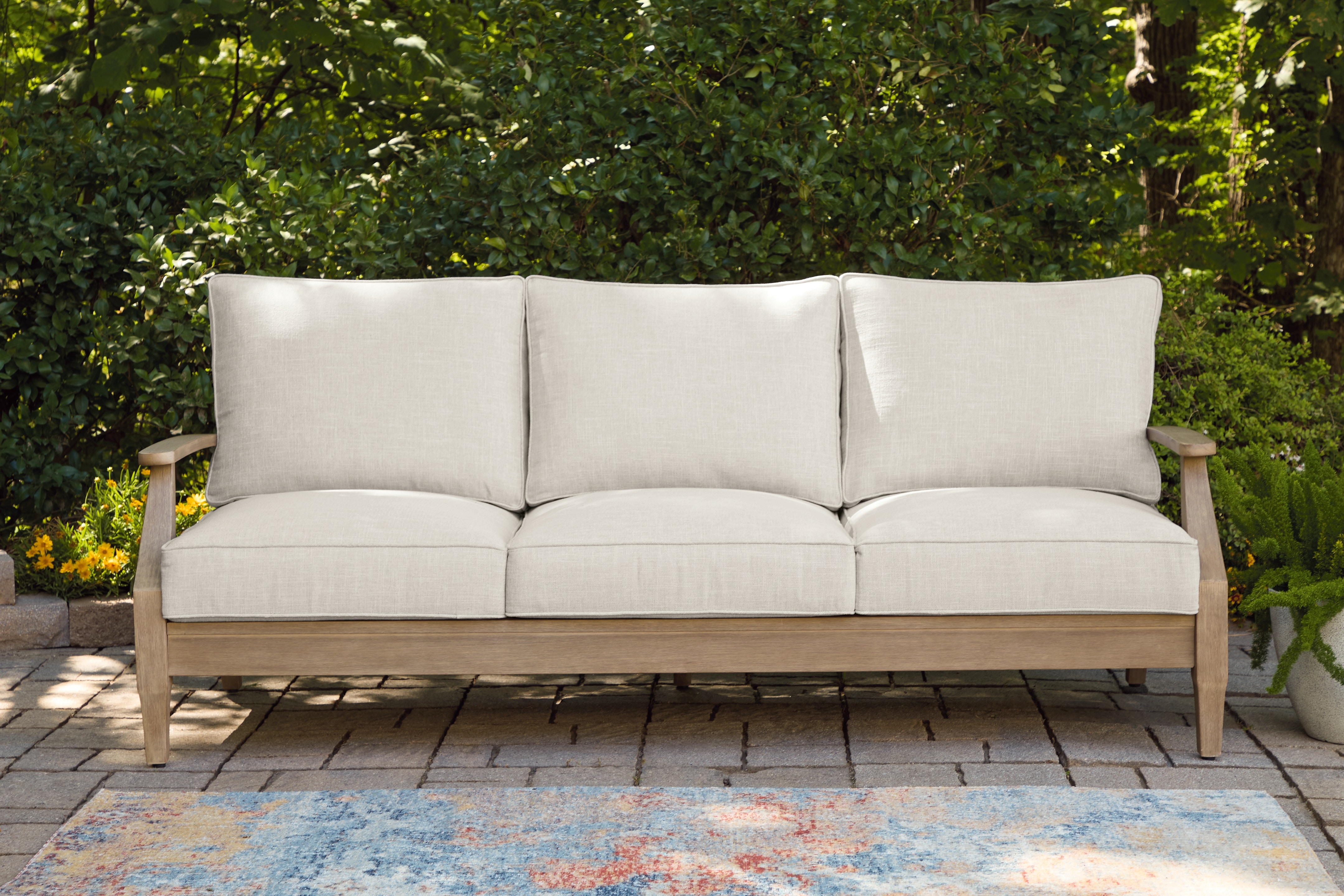 Signature Design by Ashley Outdoor Furniture Carter Hall Outdoor