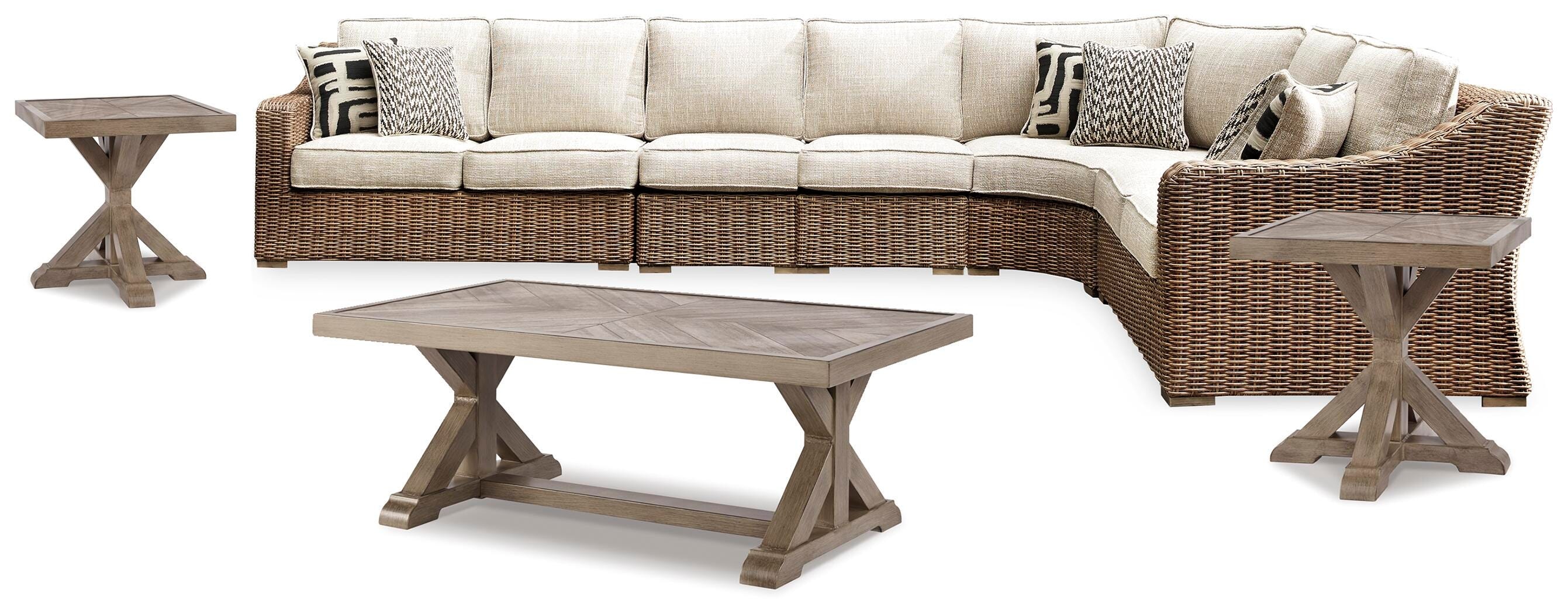 Signature Design by Ashley Outdoor Furniture Beachcroft 5-Piece