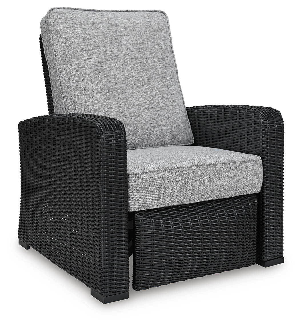 Signature Design by Ashley Outdoor Furniture Beachcroft Outdoor