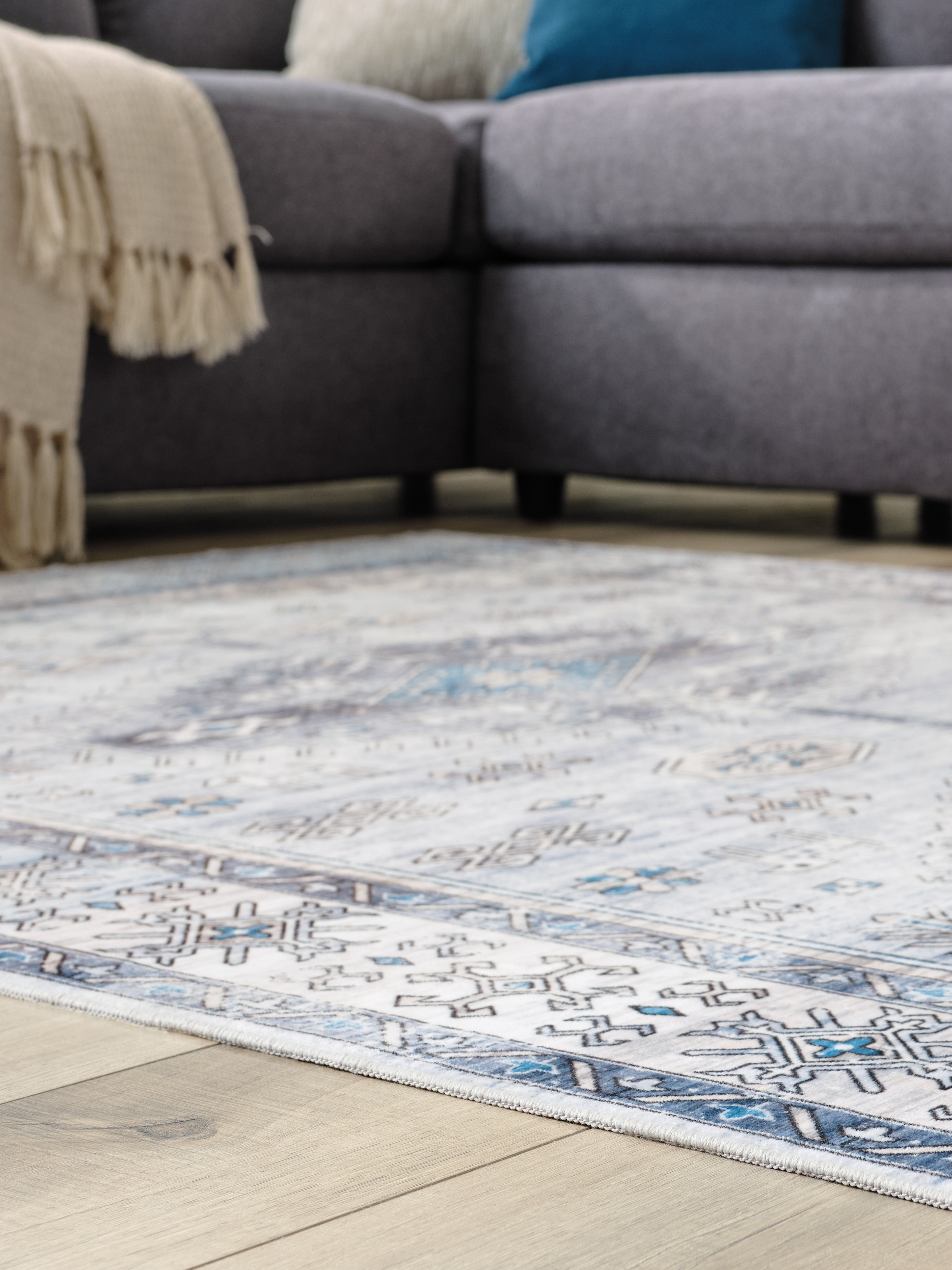 Ashley Hebruns Hebruns 8' x 10' Rug R405481 - Portland, OR | Key Home ...
