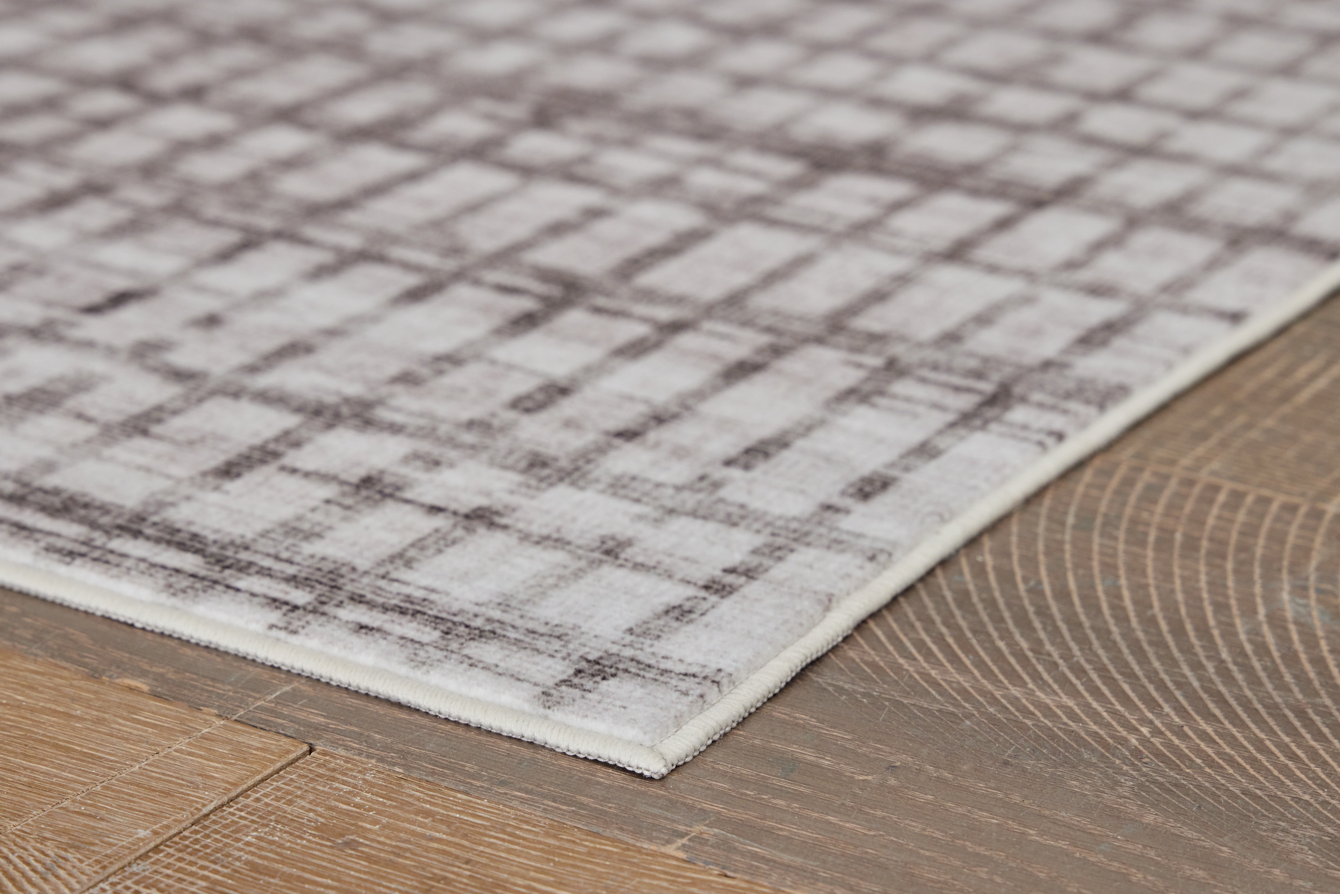 Signature Design by Ashley Area Rugs Moorhill 5' x 7