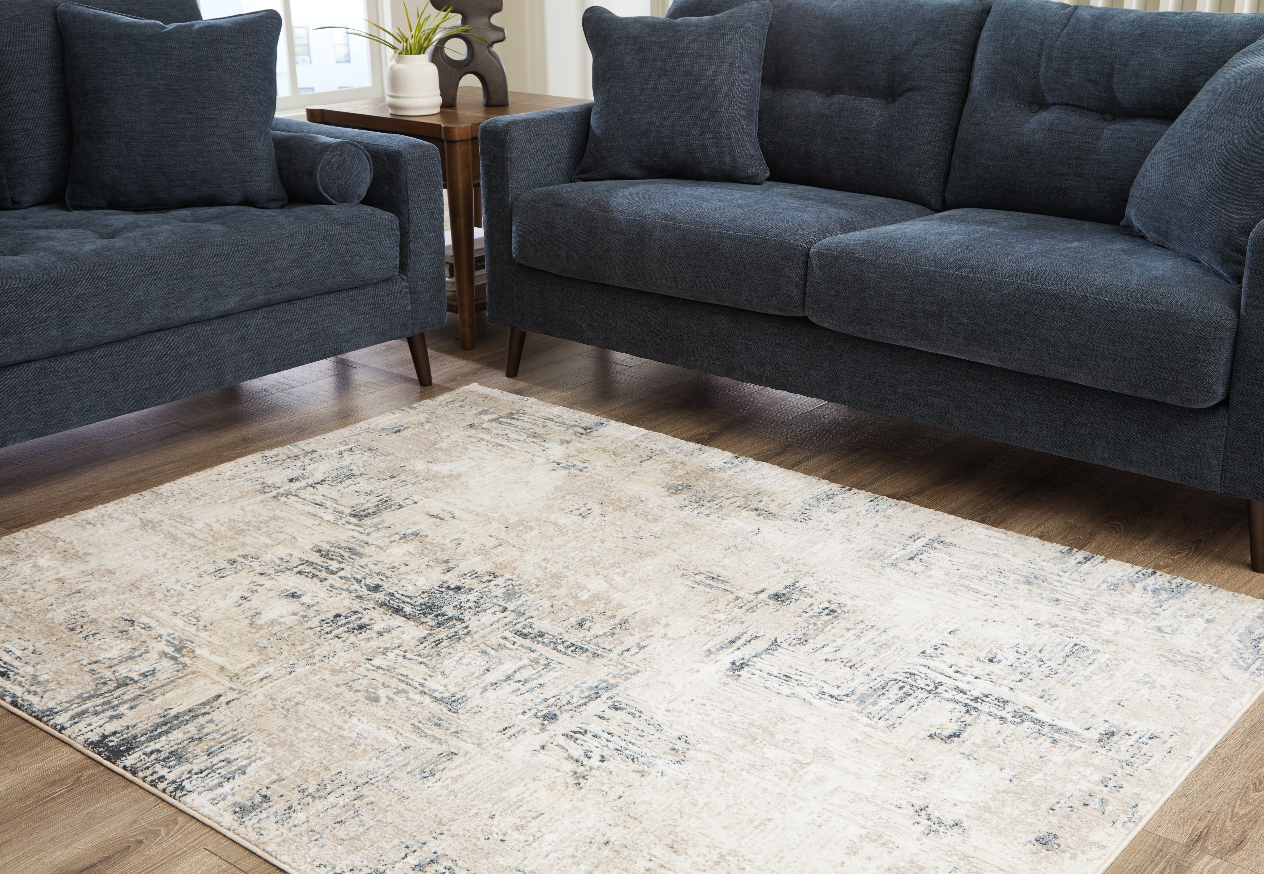 Signature Design by Ashley Area Rugs Gentor 5' x 7' Rug R406522