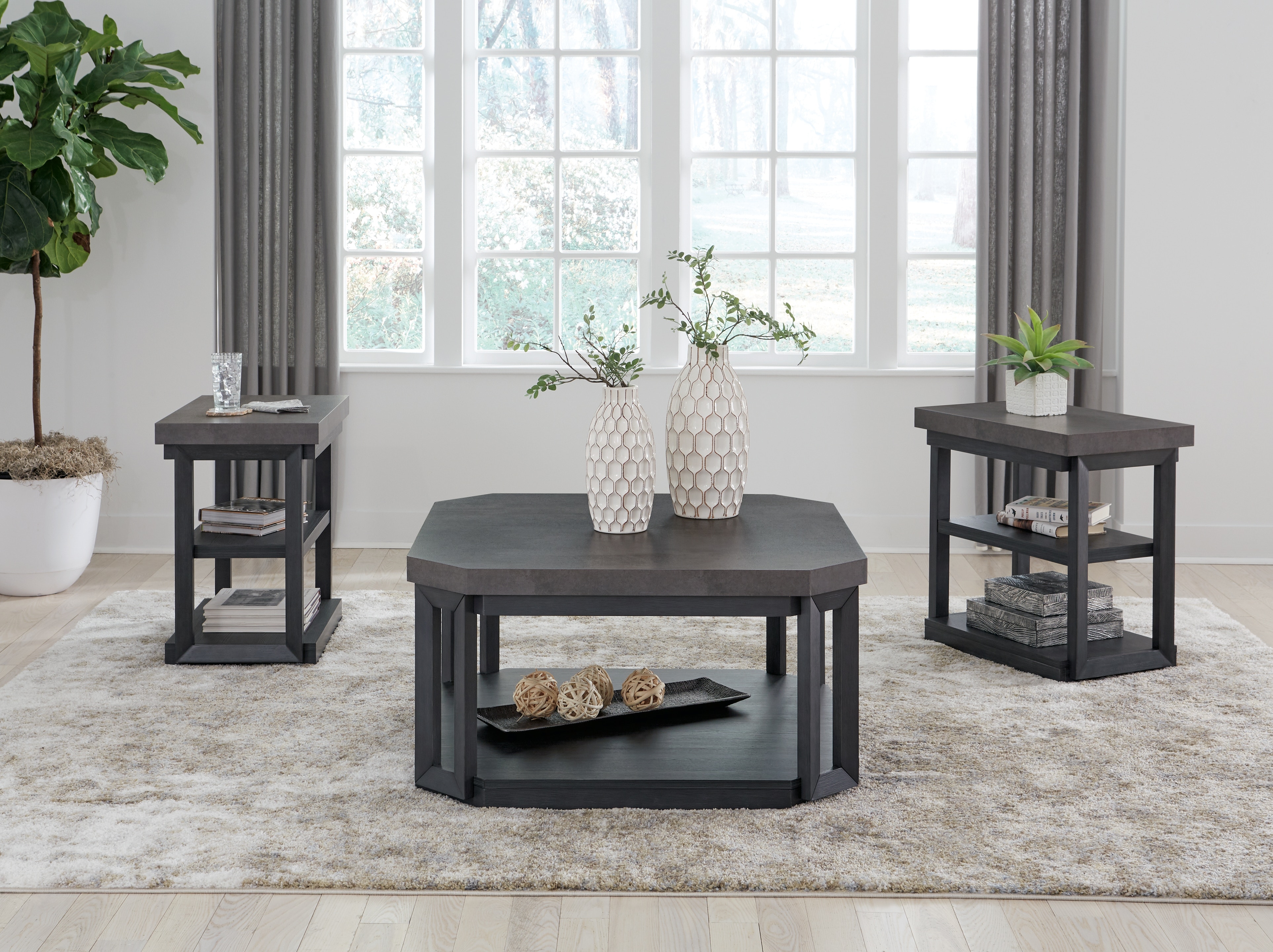 Signature Design by Ashley Living Room Bonilane Table (Set of 3