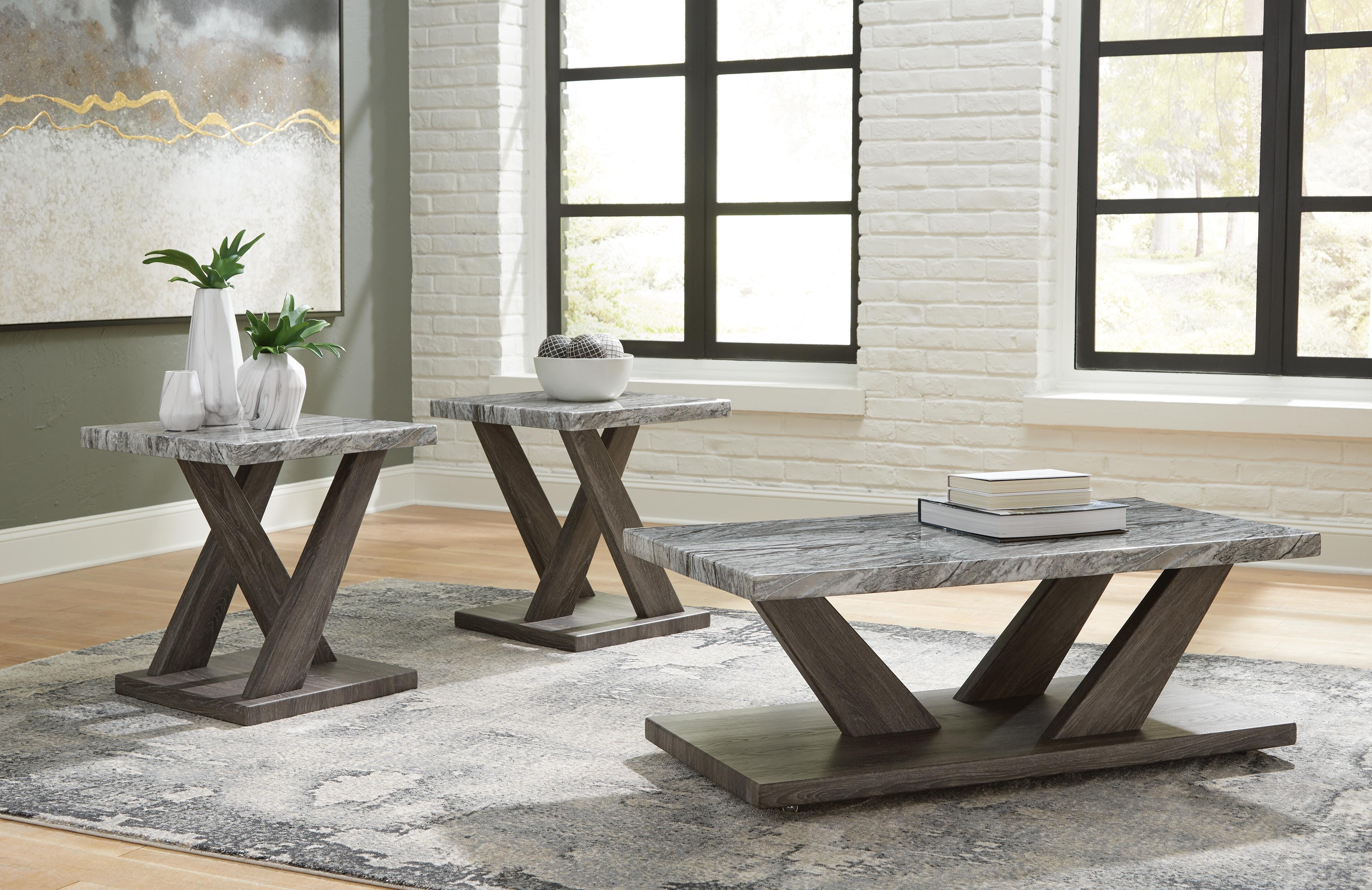 Signature Design by Ashley Living Room Bensonale Table (Set of 3