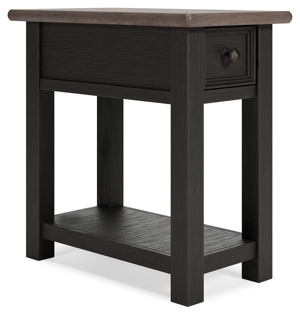 Signature Design by Ashley Living Room Tyler Creek Chairside End