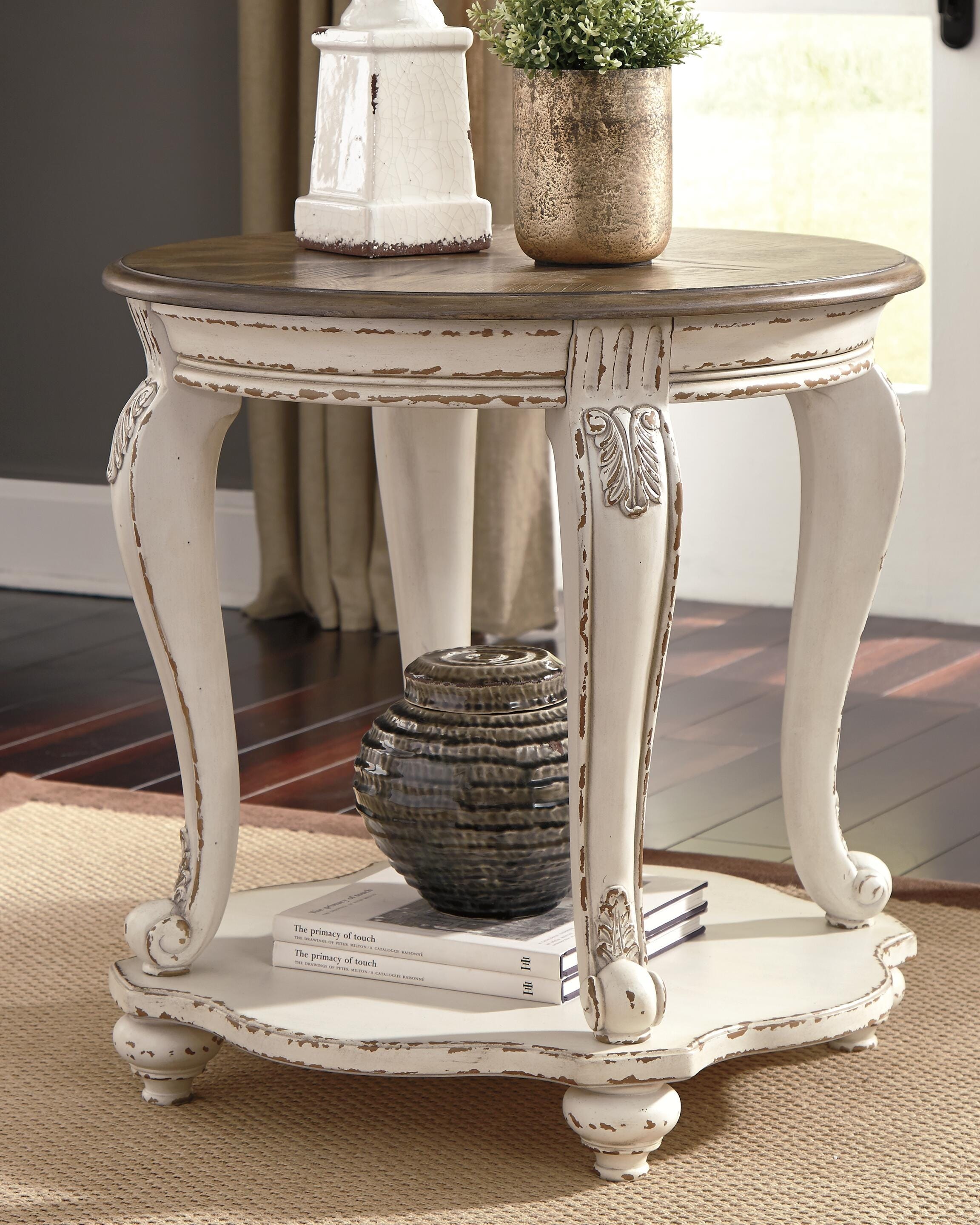 Signature Design by Ashley Living Room Realyn End Table T743-6
