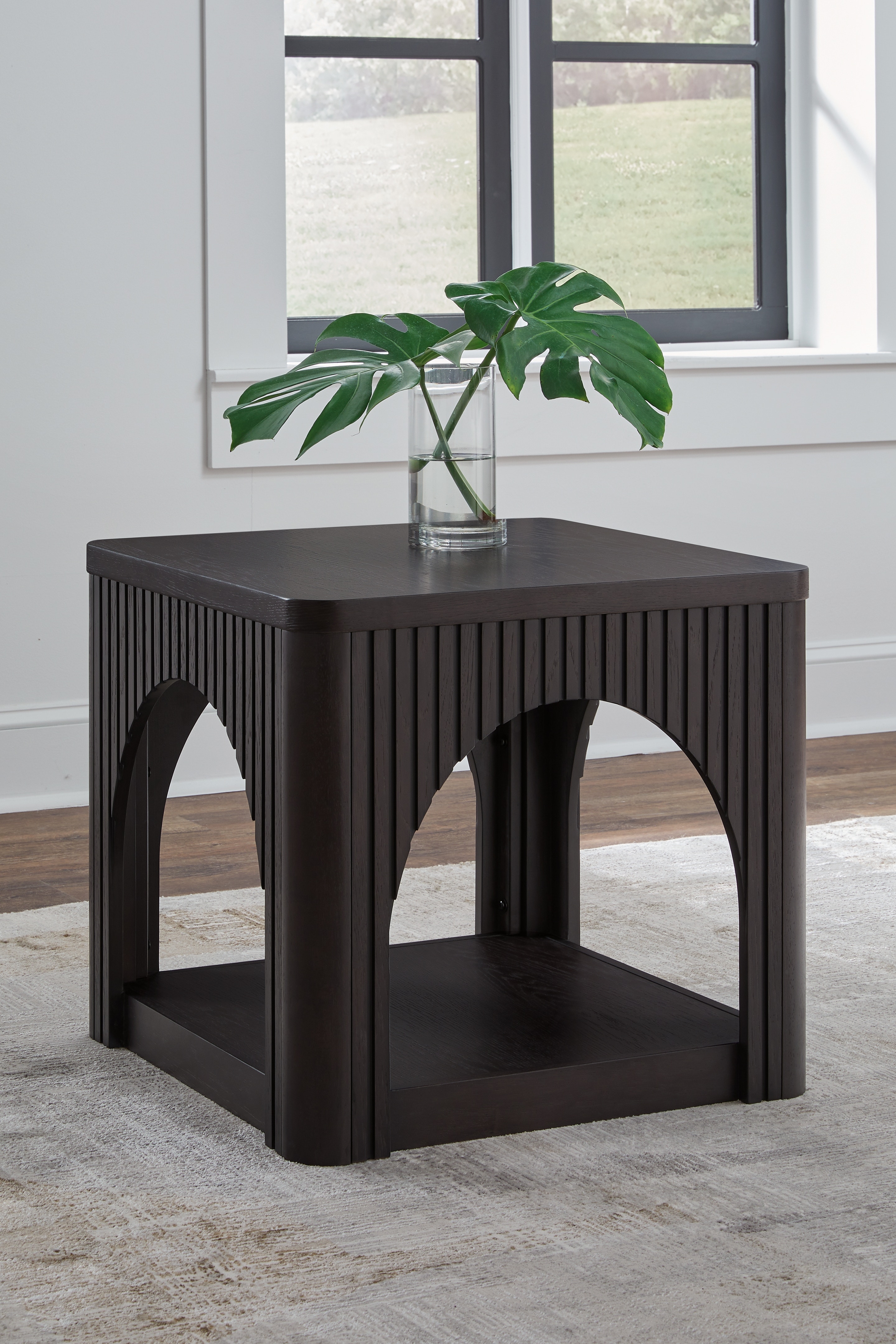 Signature Design by Ashley Living Room Yellink End Table T760-2