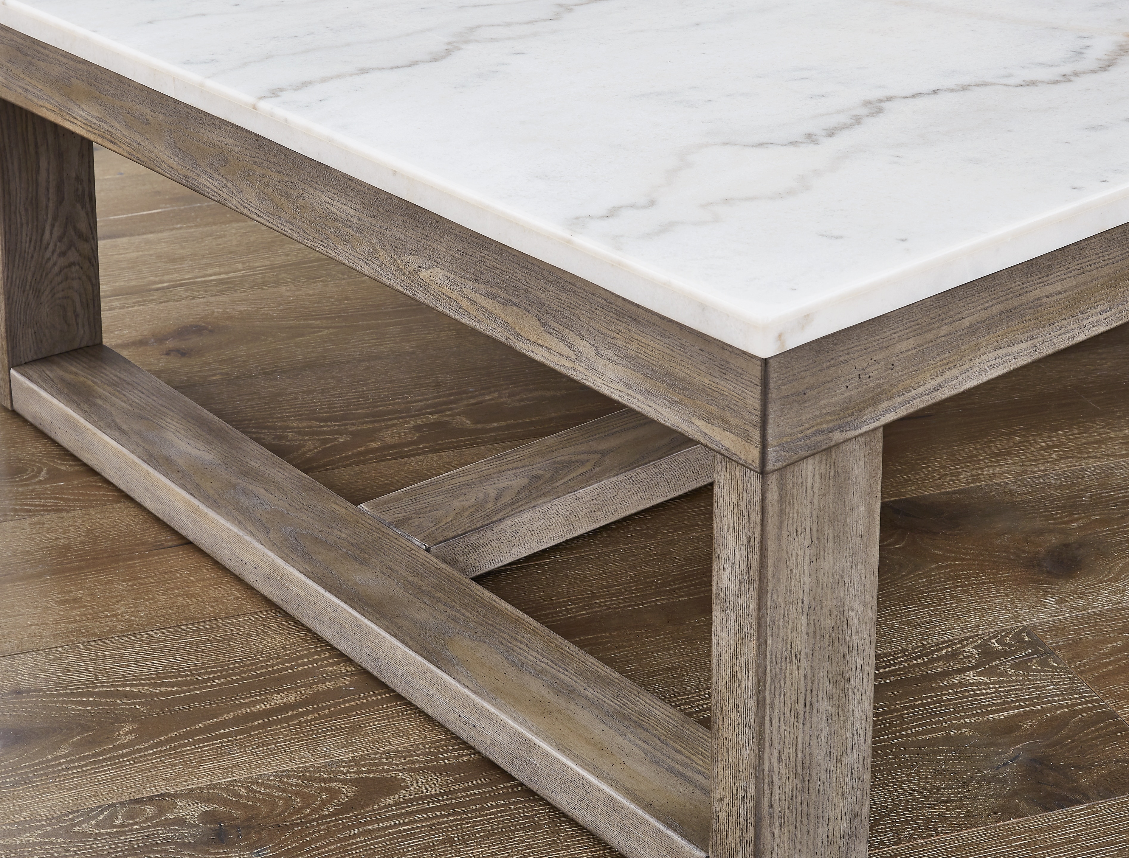 Ashley Loyaska Loyaska Coffee Table T7891 Portland, OR Key Home Furnishings