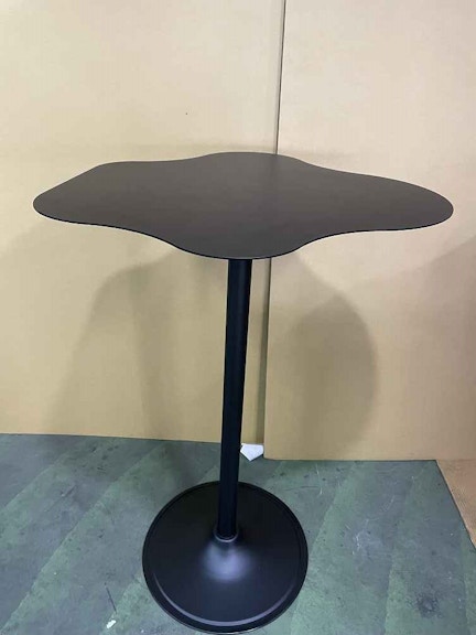 Coaster Keanu Pedestal Cloud-shaped Top Bar Table Black 182230
