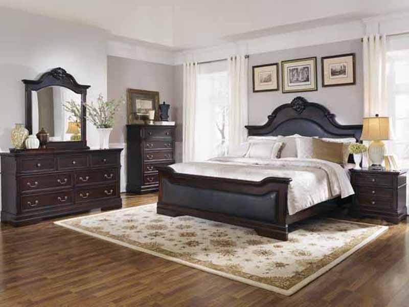 Coaster Bedroom Cambridge Traditional Eastern King Bed 203191KE