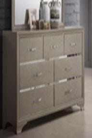 Coaster Bedroom Beaumont 7 drawer Rectangular Dresser Champagne