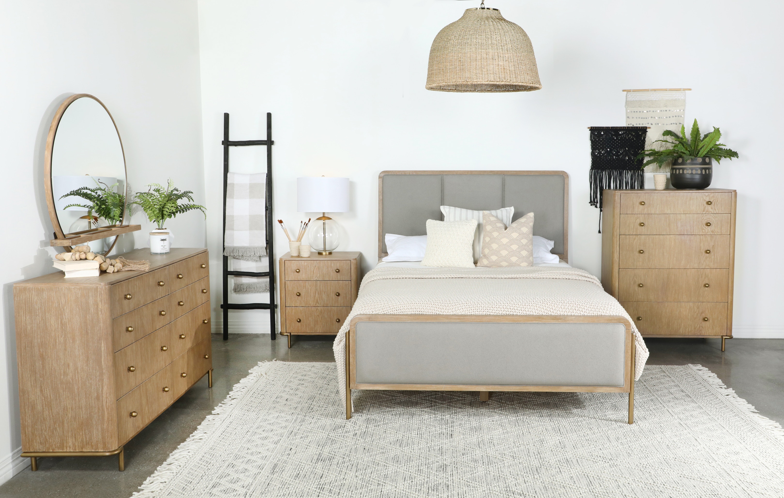 Arini Upholstered Queen Panel Bed Sand Wash And Grey