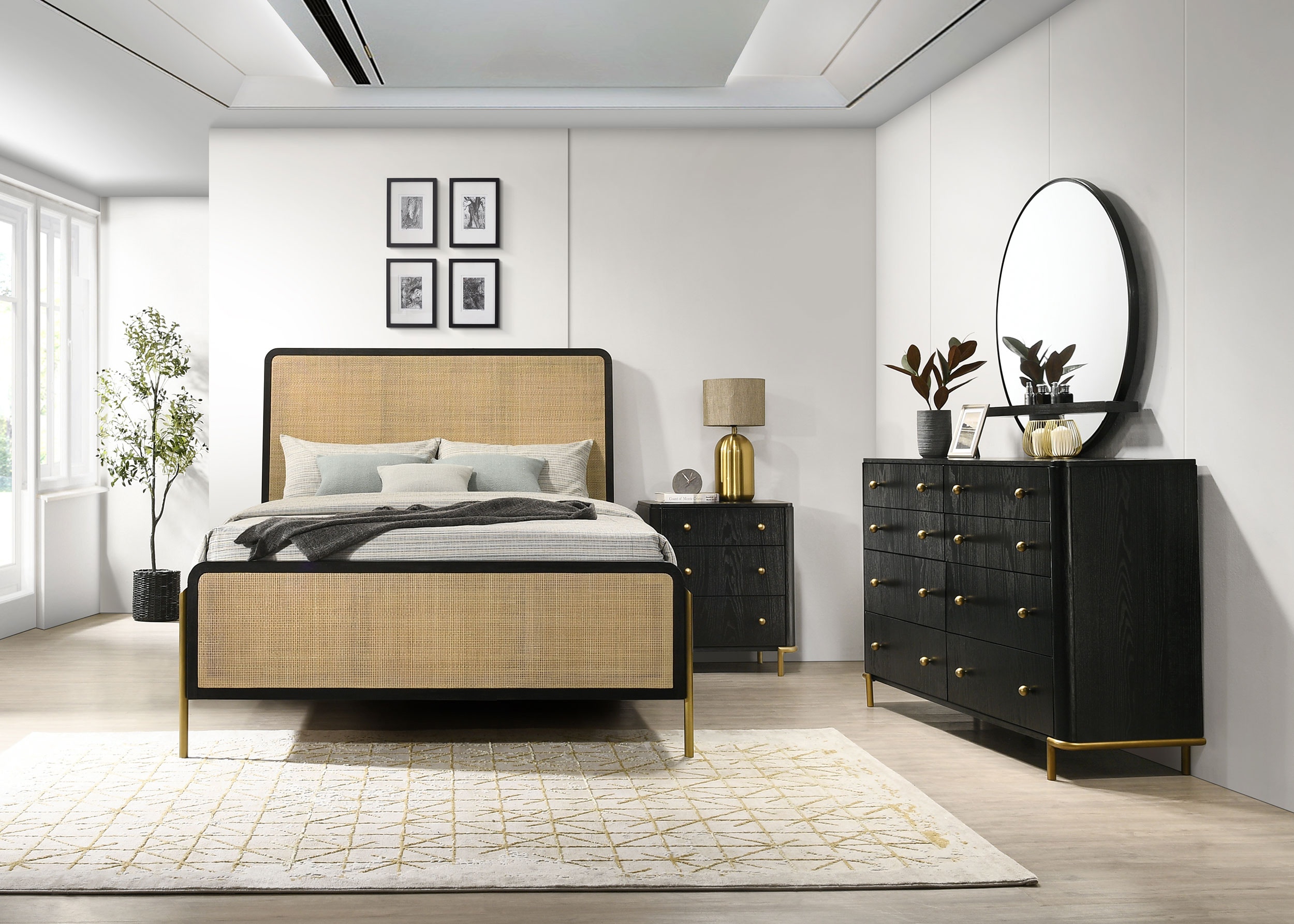  Arini 4-piece Eastern King Bedroom Set Black And Natural 