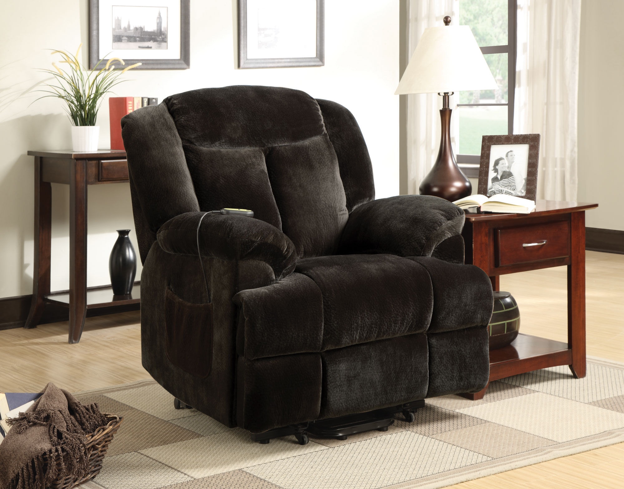 leon's power lift recliner