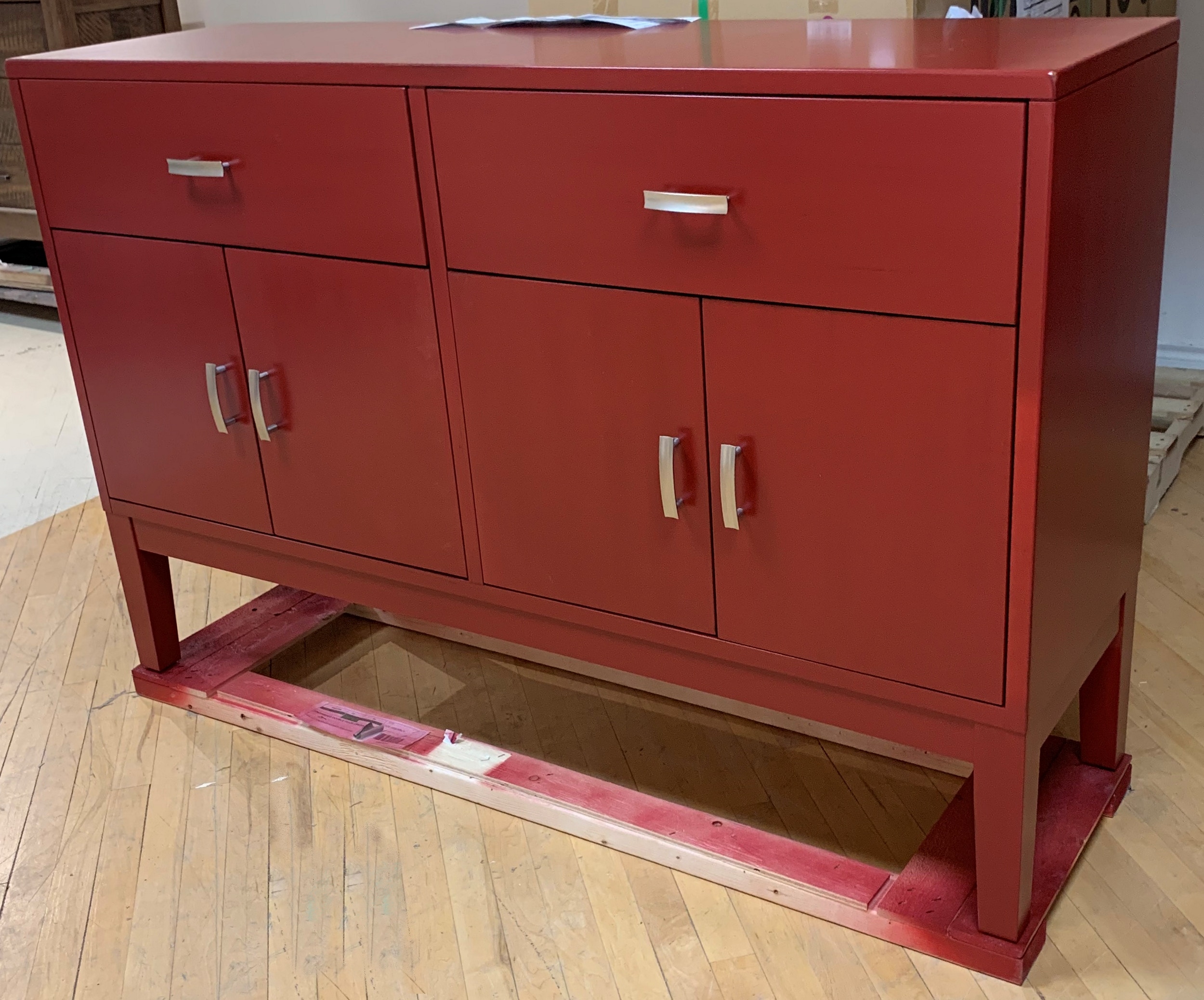 Durham Furniture Bedroom Double Door Dresser 158172D Art Sample