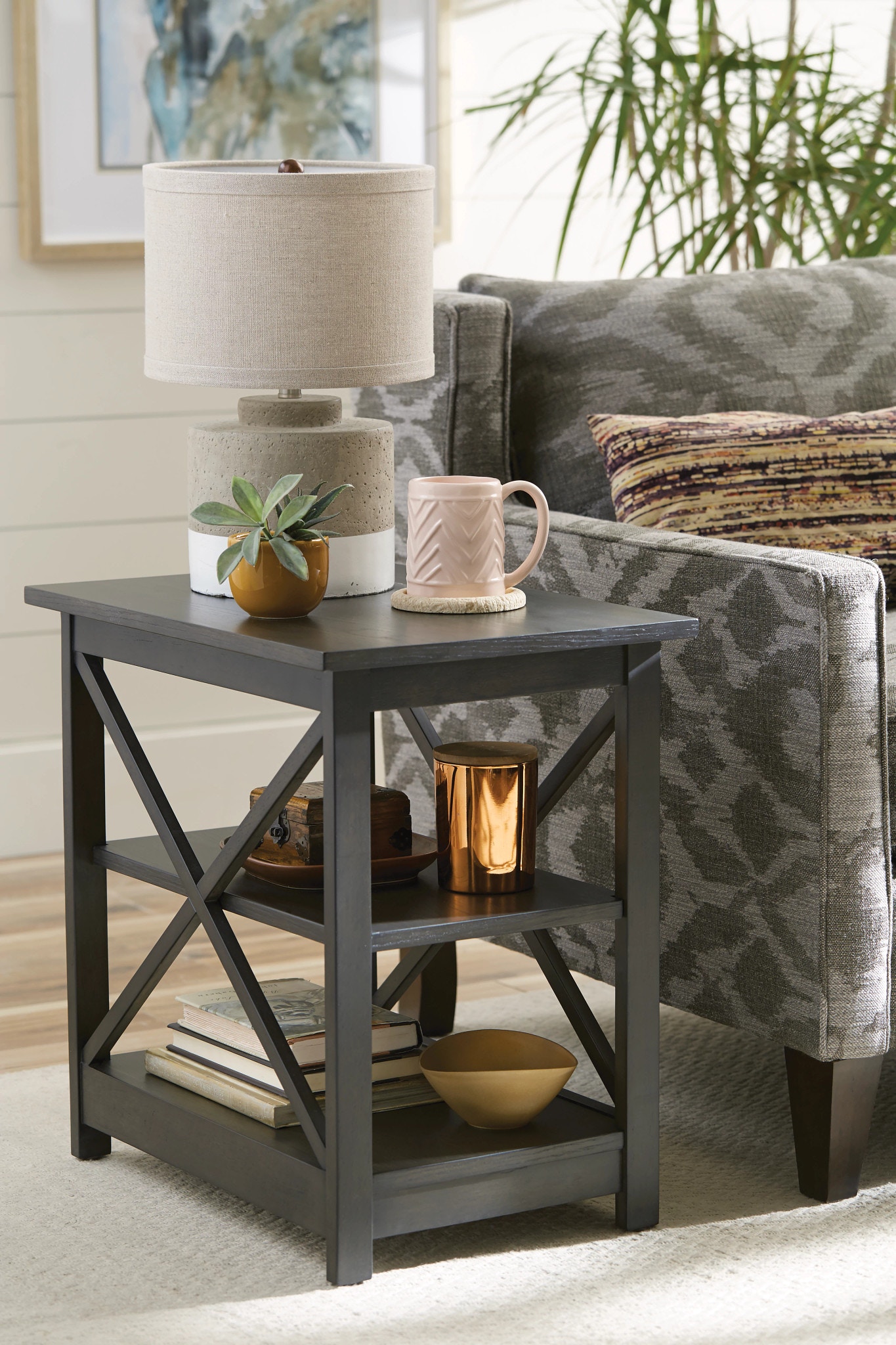 Hammary Living Room Dark Brown Chairside 200-027 Klingman's