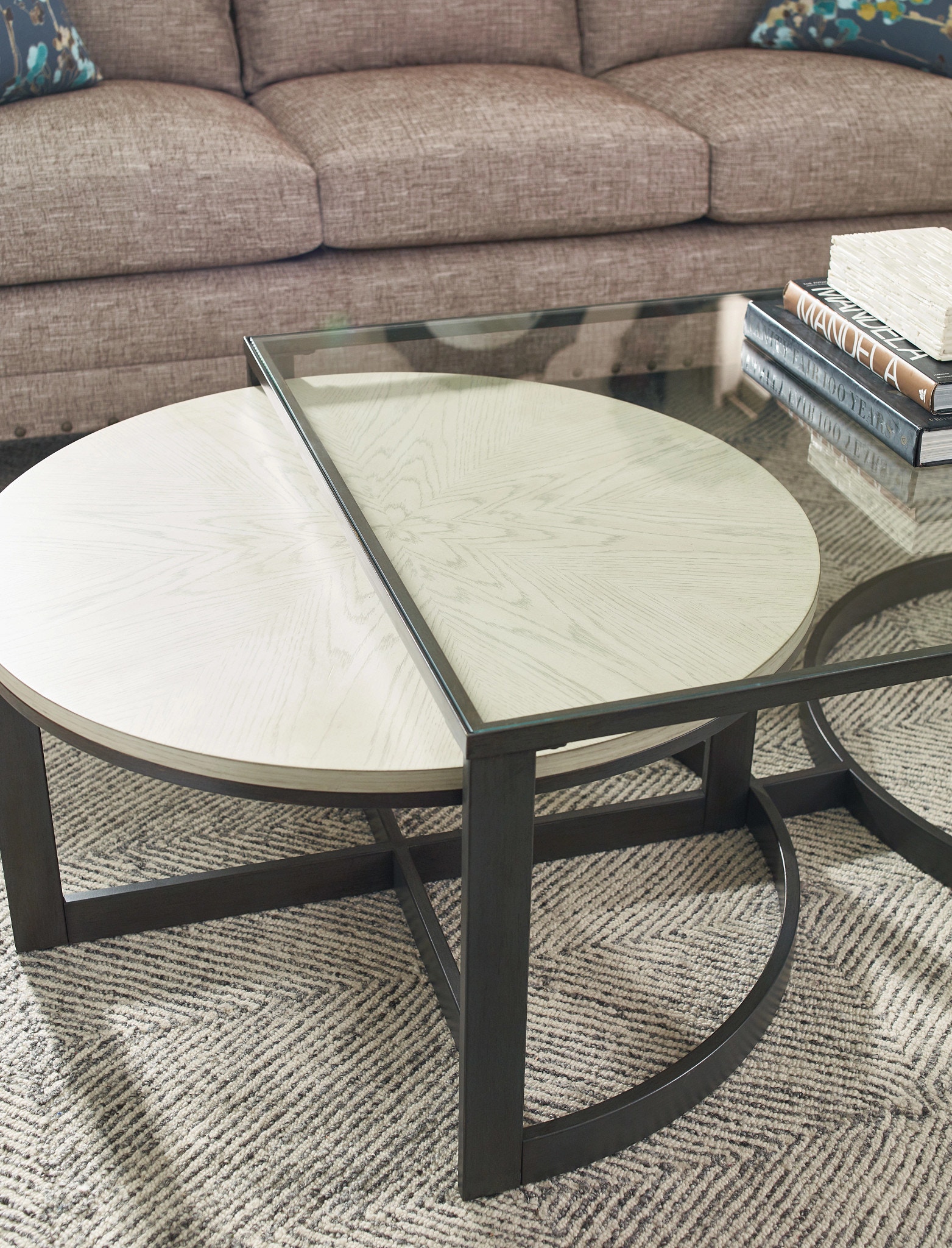 Hammary nesting online tables