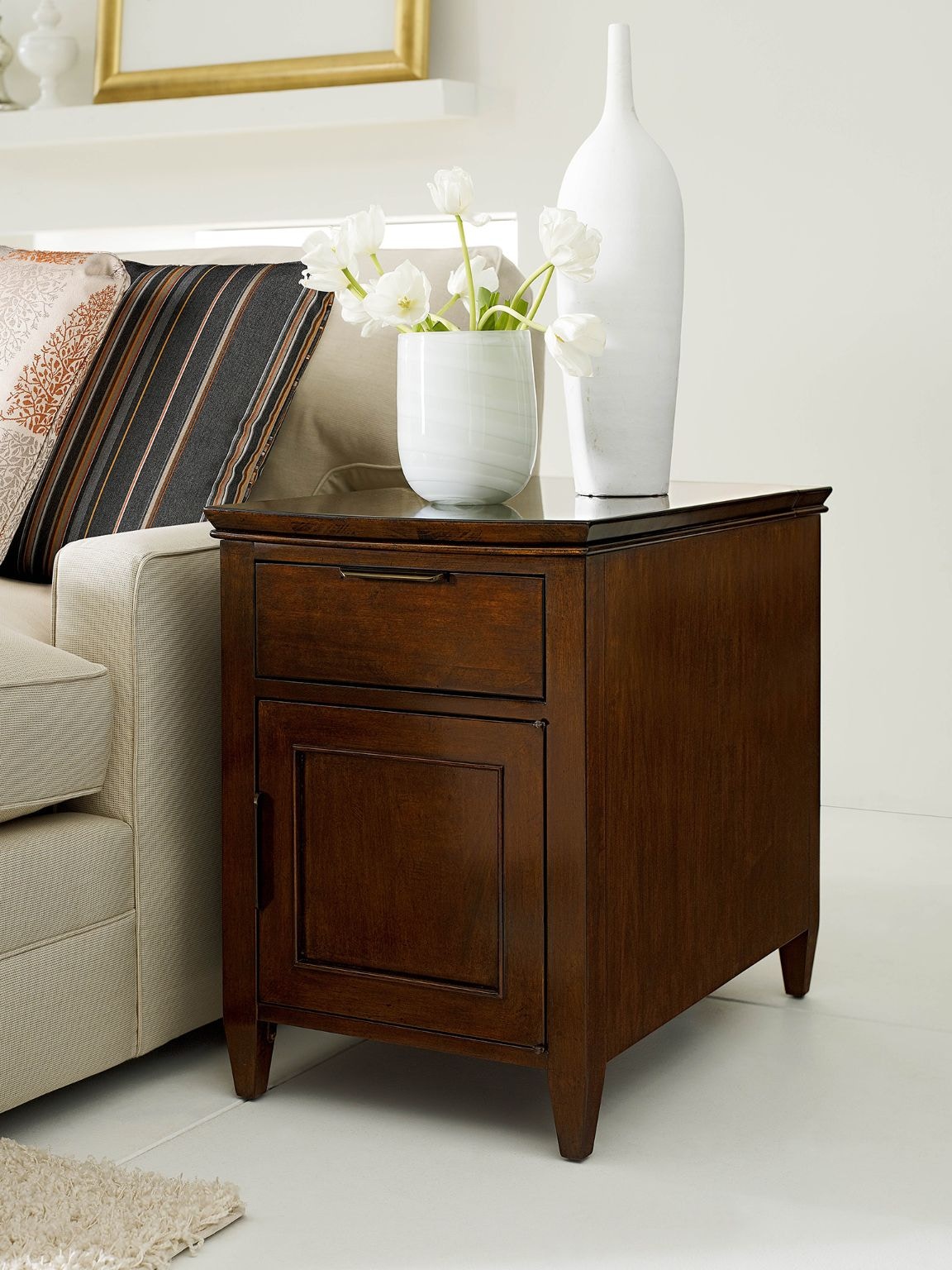 Kincaid Furniture Living Room Elise Chairside Table 77026 D Noblin