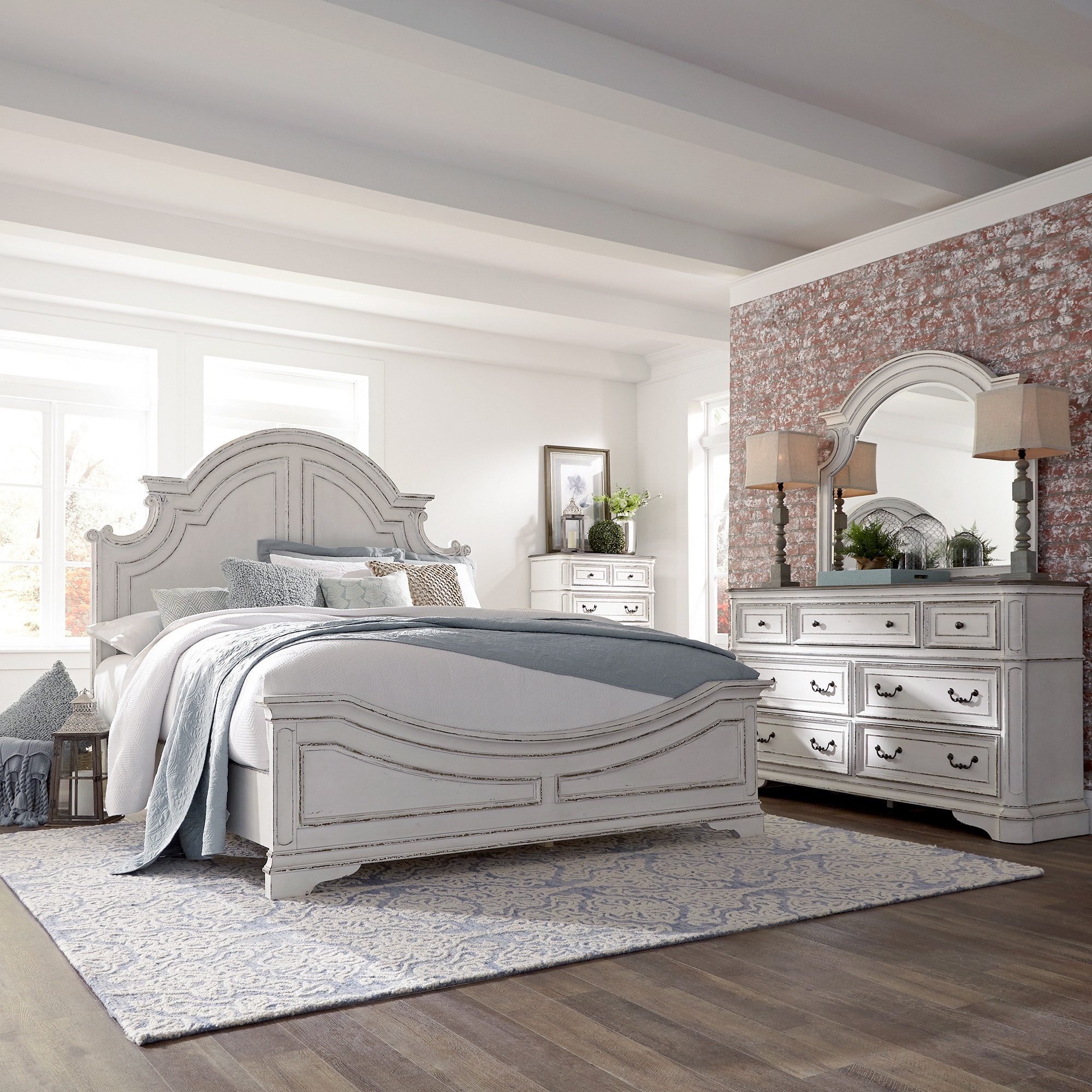 Magnolia manor bedroom 244 in antique white by deals liberty