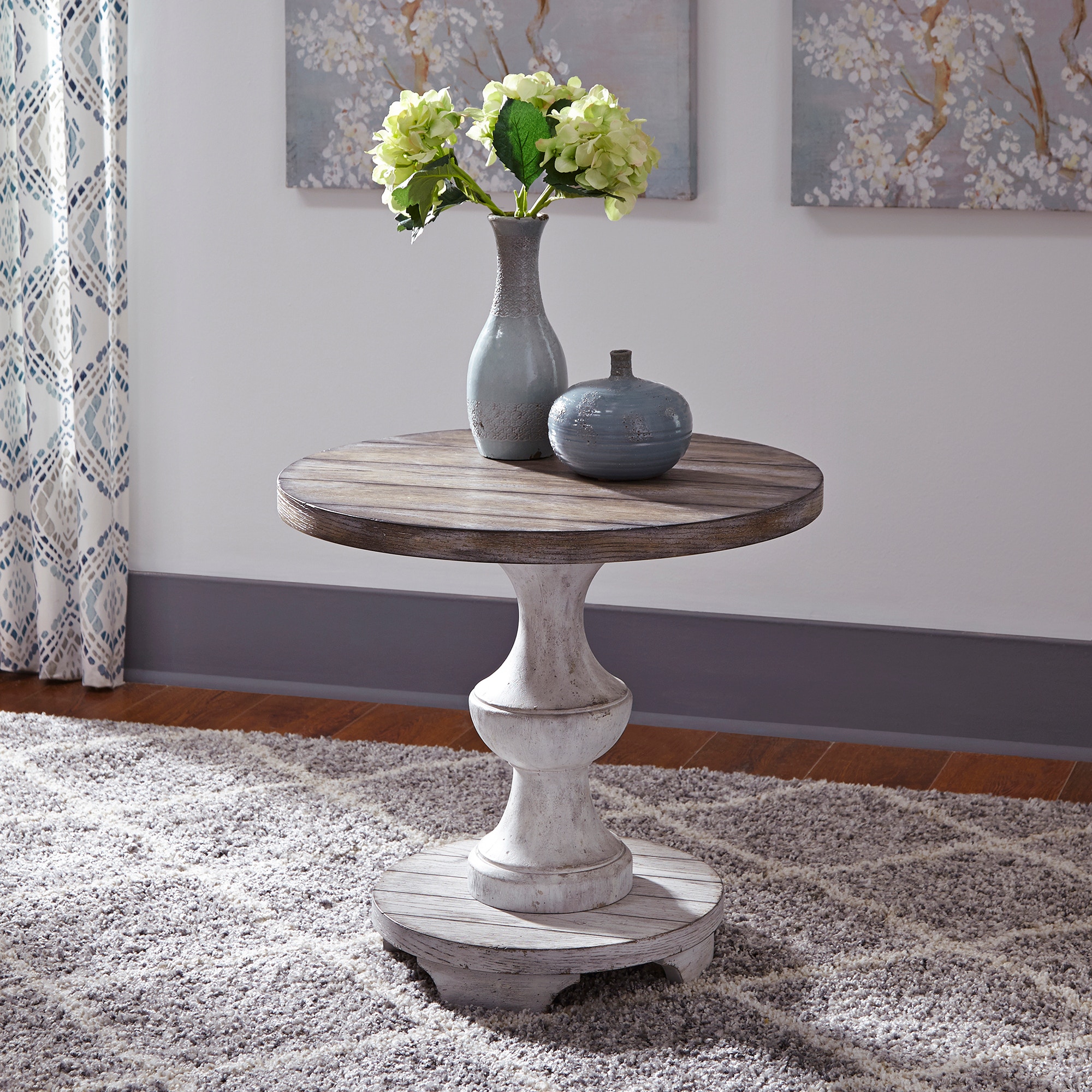 Liberty Furniture Living Room Round End Table 331-OT1020