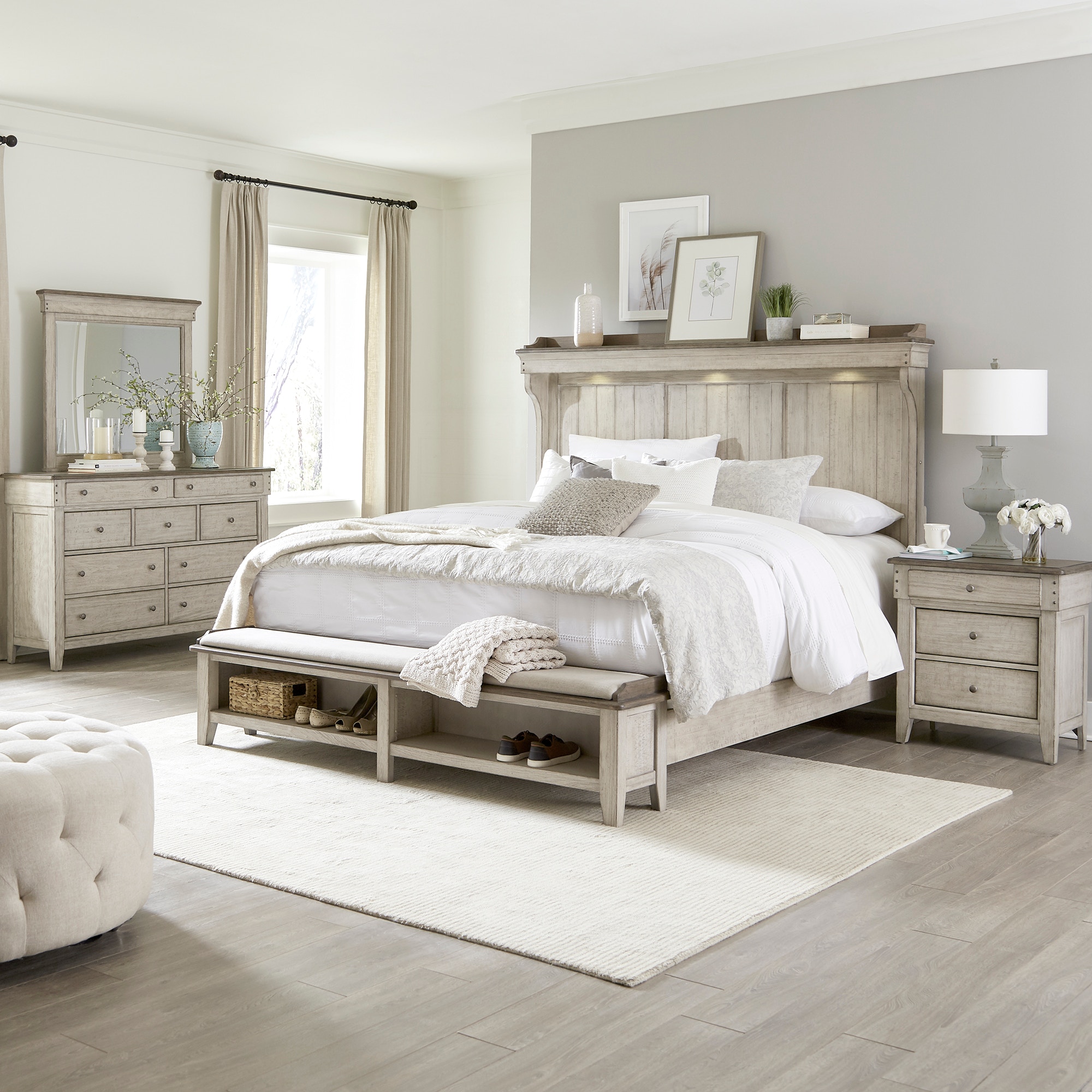 Havalance bedroom outlet set king