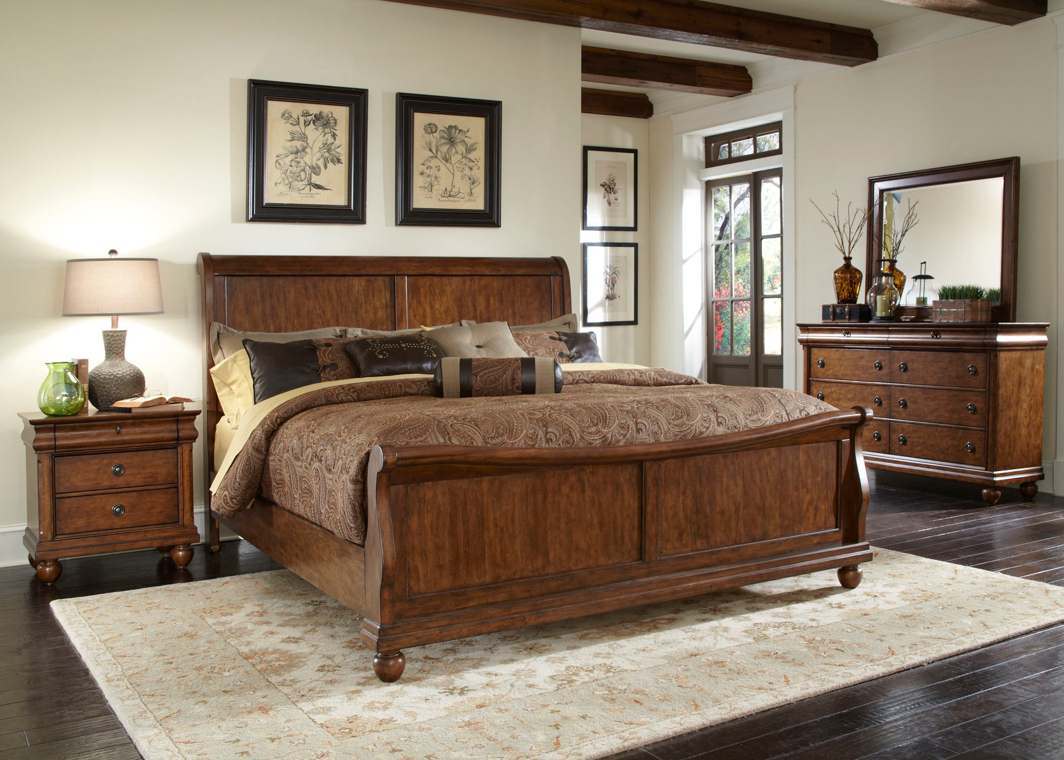 Brown sleigh online bedroom set