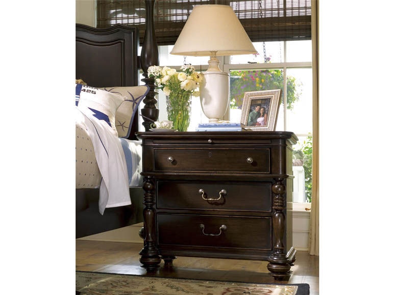 Paula Deen By Universal 932350 Bedroom Drawer Nightstand