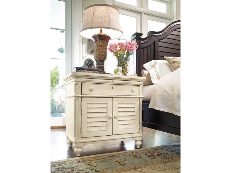 Paula Deen By Universal Bedroom Door Nightstand 996355 Ridgemont