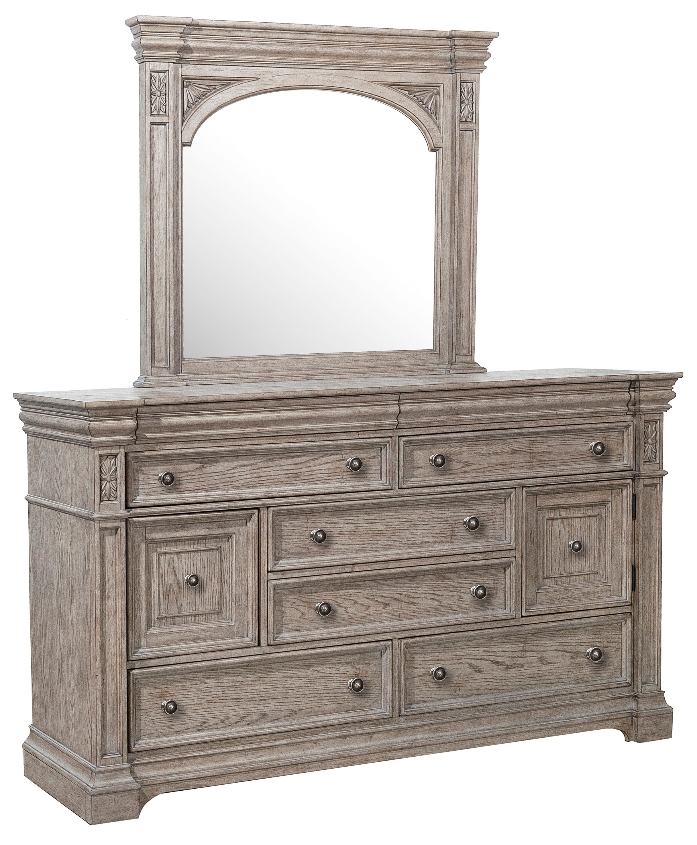 Pulaski Furniture Bedroom Kingsbury 8 Drawer Dresser P167100 