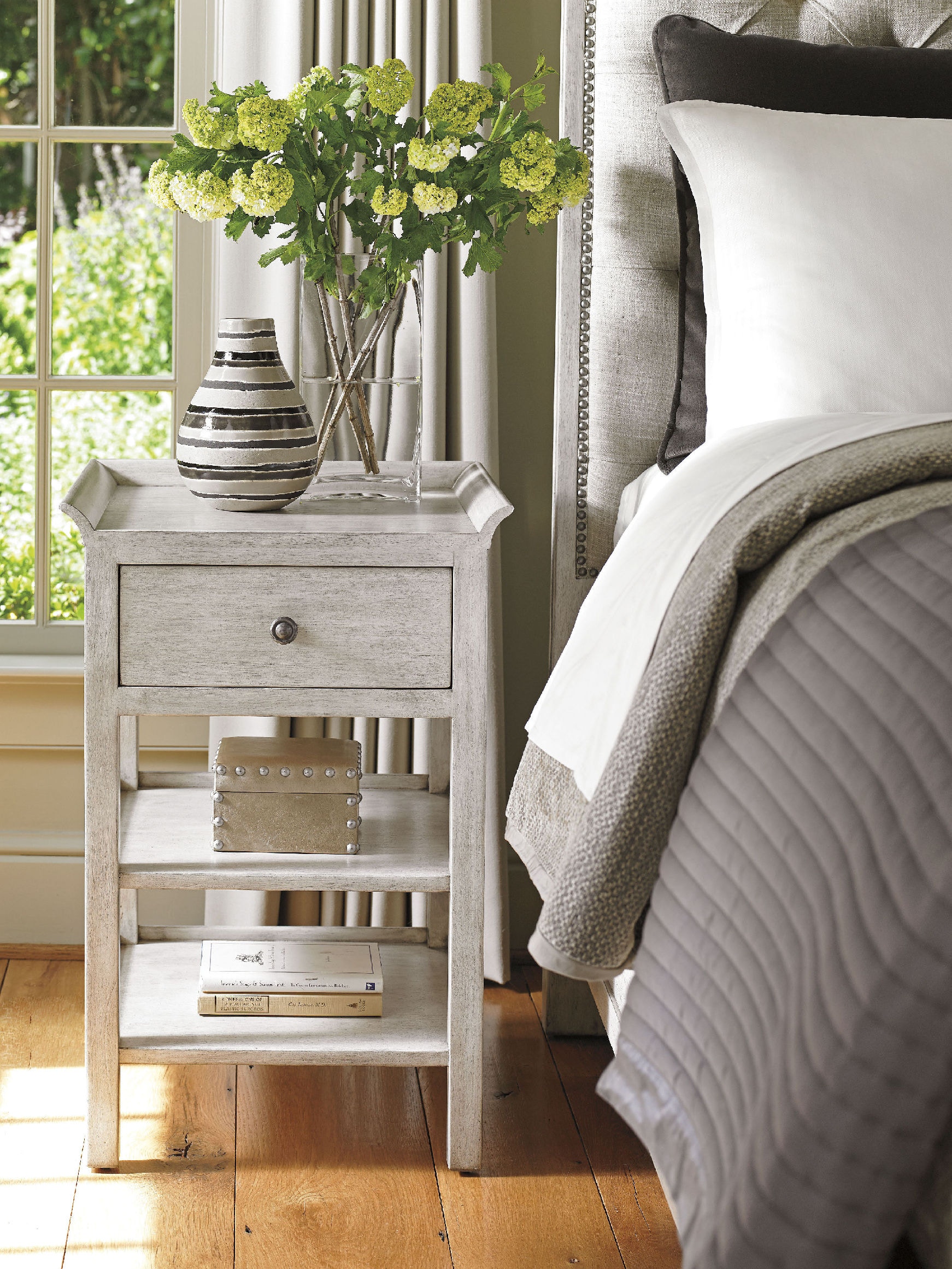 Lexington oyster online bay bedroom furniture