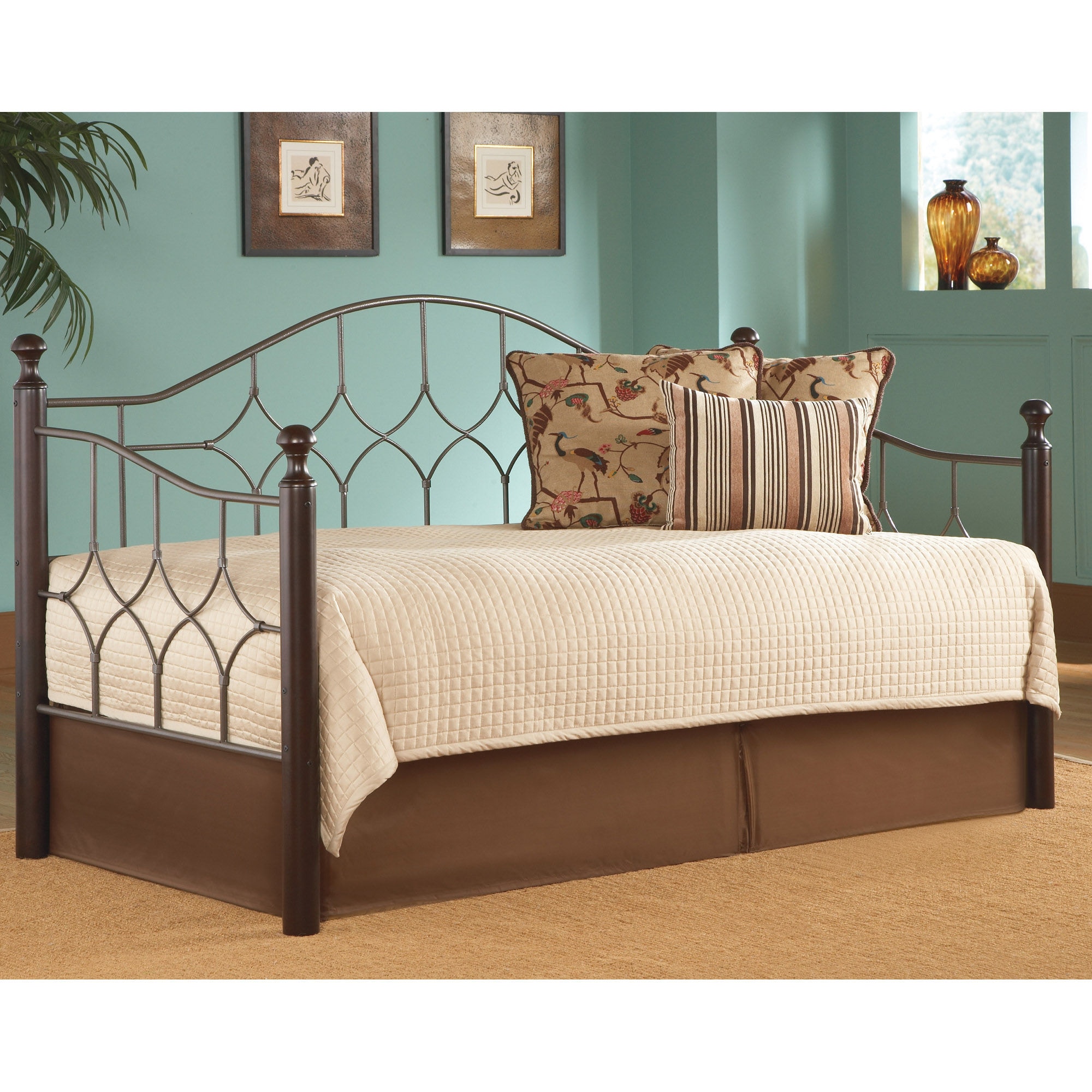 Leggett & Platt Bedroom Bianca Complete Metal Daybed With Link Spring ...