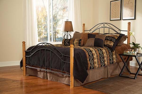 Textured Black Hillsdale Madison Bed Set Queen Rails Not Included 1010BQ 