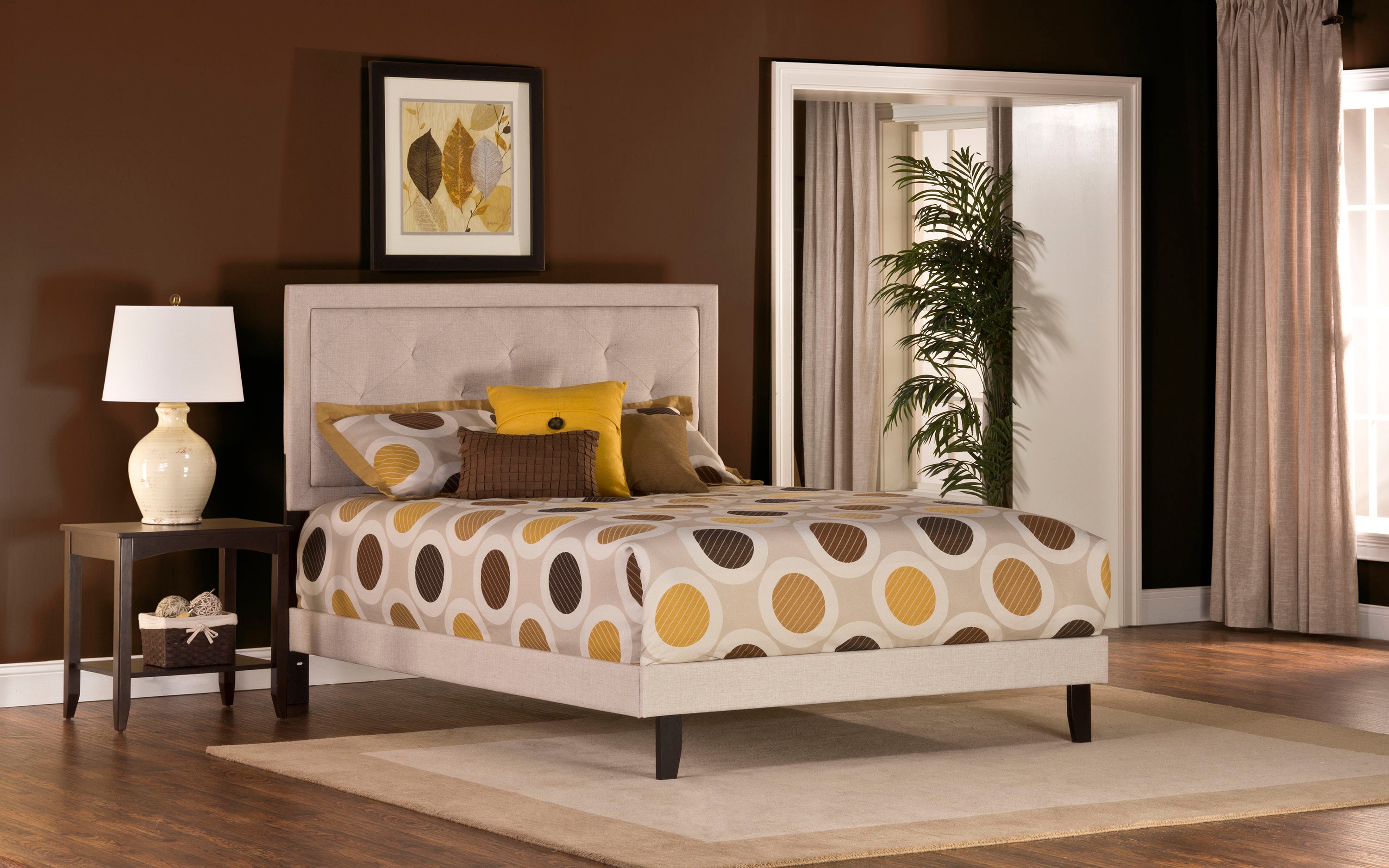 Cream queen store bedroom set