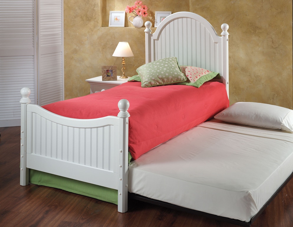 Hillsdale Furniture Youth Westfield Post Bed Set Twin With
