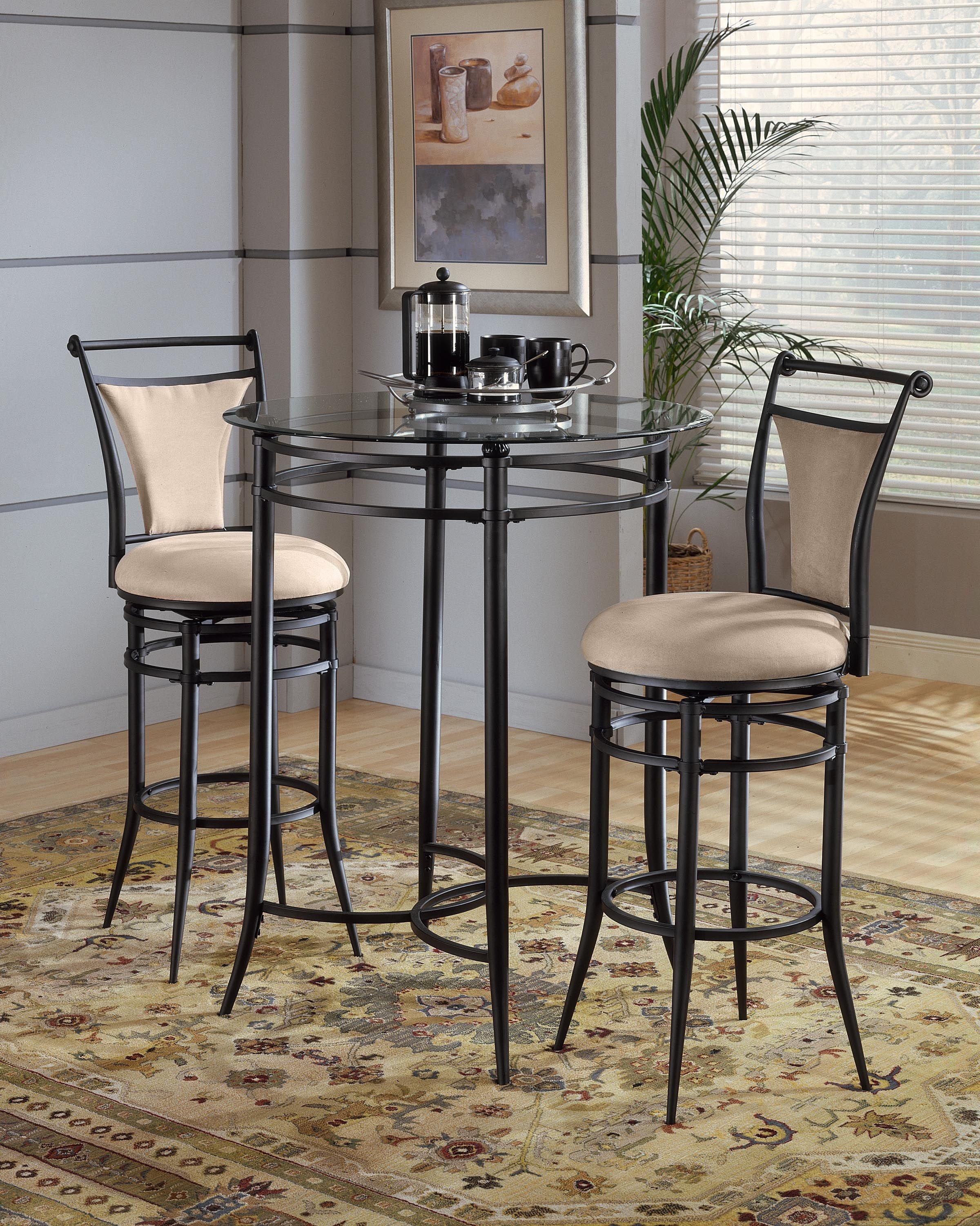 Short bistro table hot sale